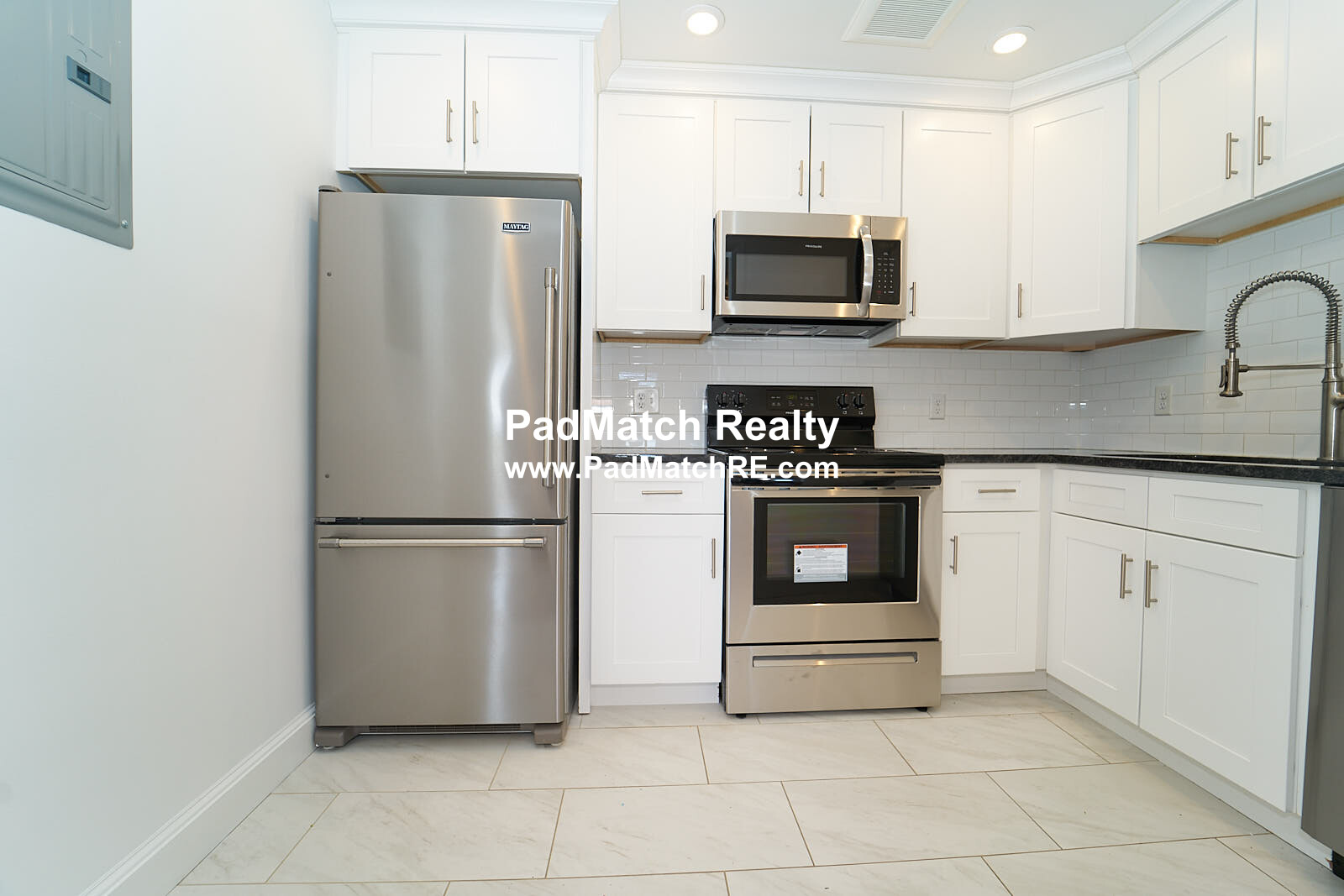 310 Tappan St, Washington Square