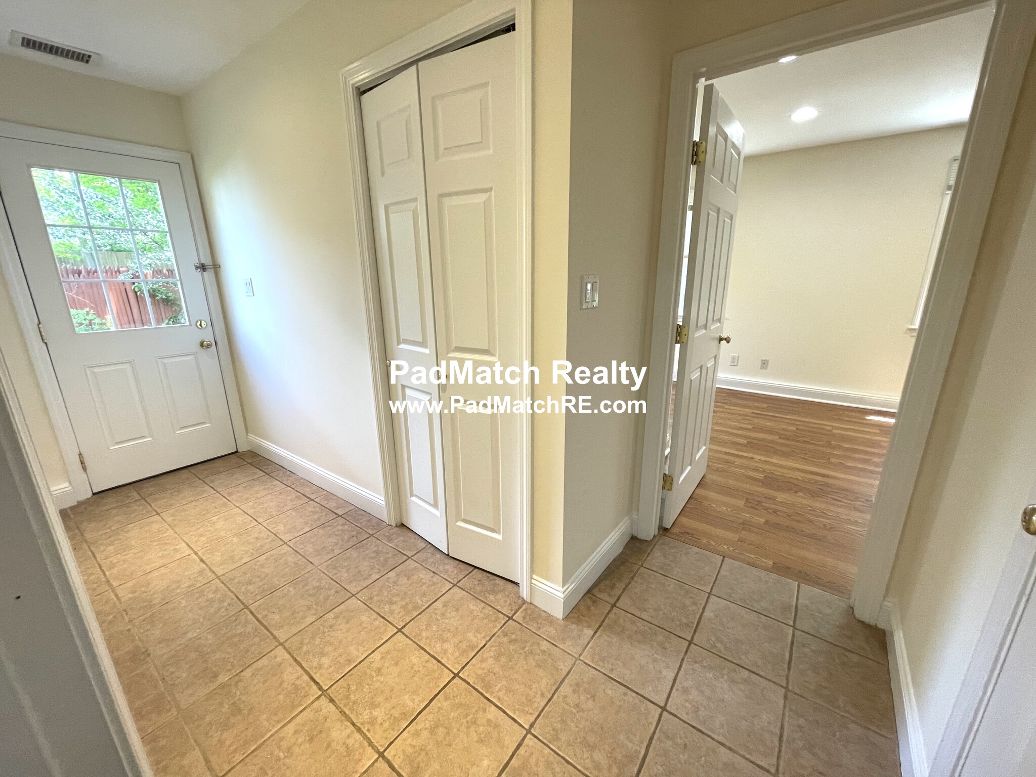 1 bed, 1 bath apartment for rent at 42 Wiswall Rd Unit A, Newton — photo 6 of 15