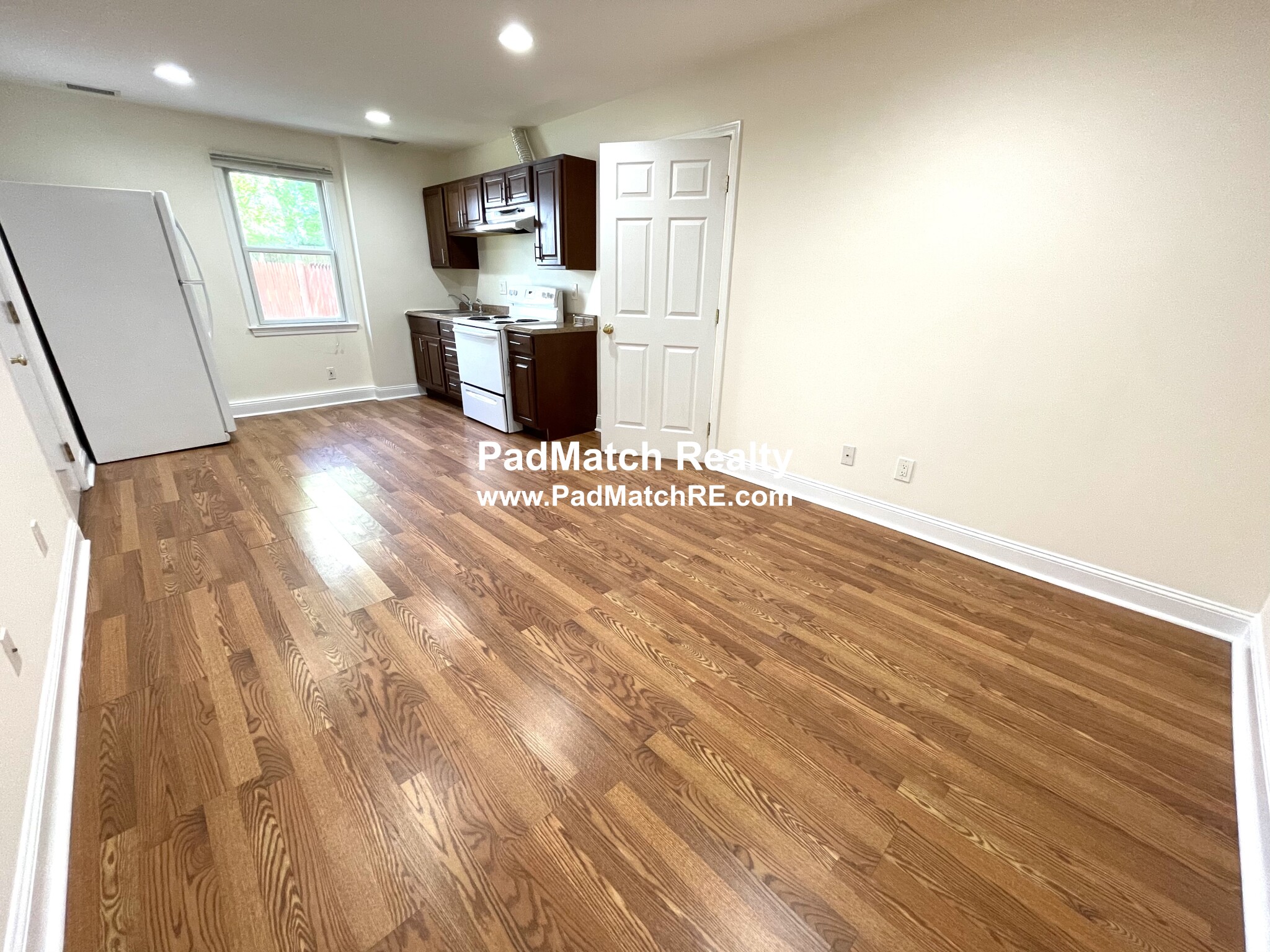 1 bed, 1 bath apartment for rent at 42 Wiswall Rd Unit A, Newton — photo 2 of 15