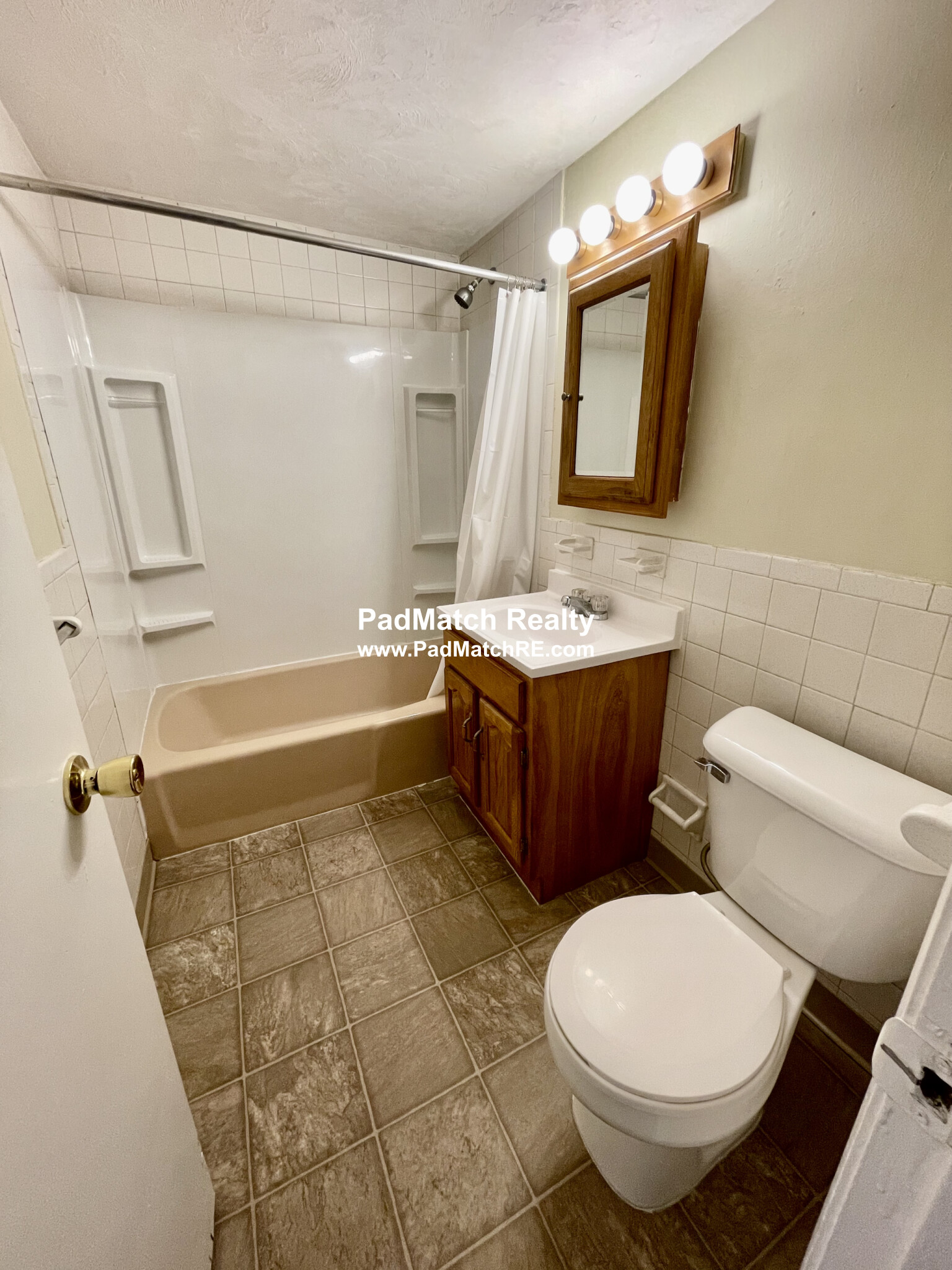 36 Huntington Ave, Mission Hill