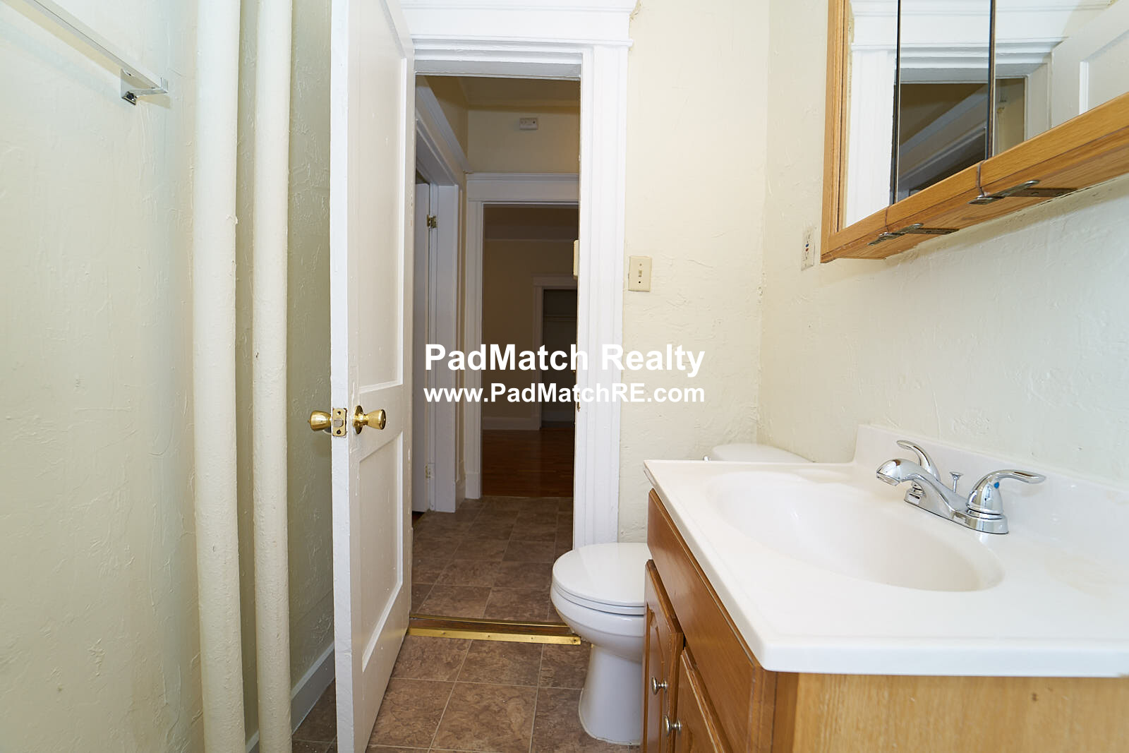1 bed, 1 bath apartment for rent at 217 Kelton St Unit 5, Allston — photo 9 of 10