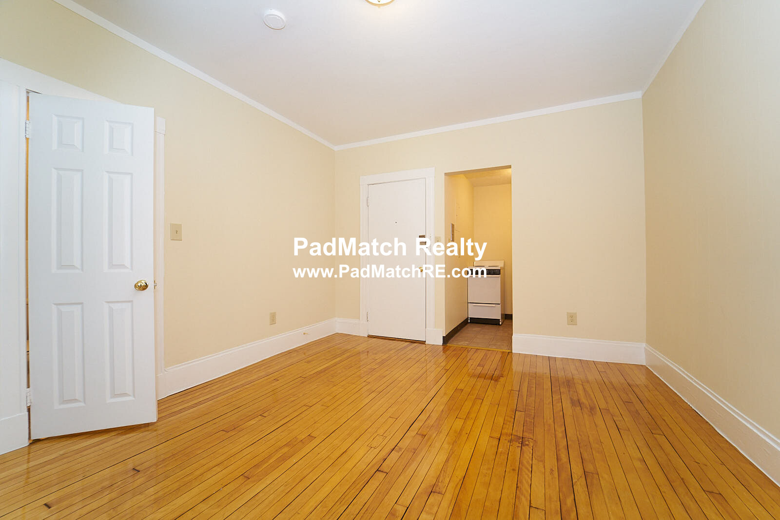 1683 Commonwealth Ave, Brighton