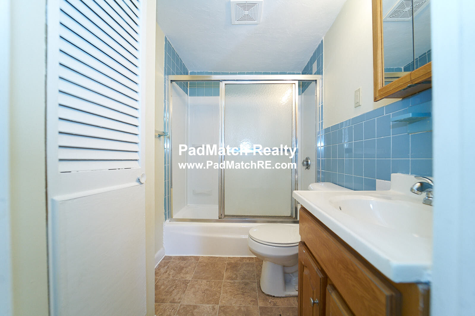 Photo 5 of 1120 Commonwealth Ave. Unit A