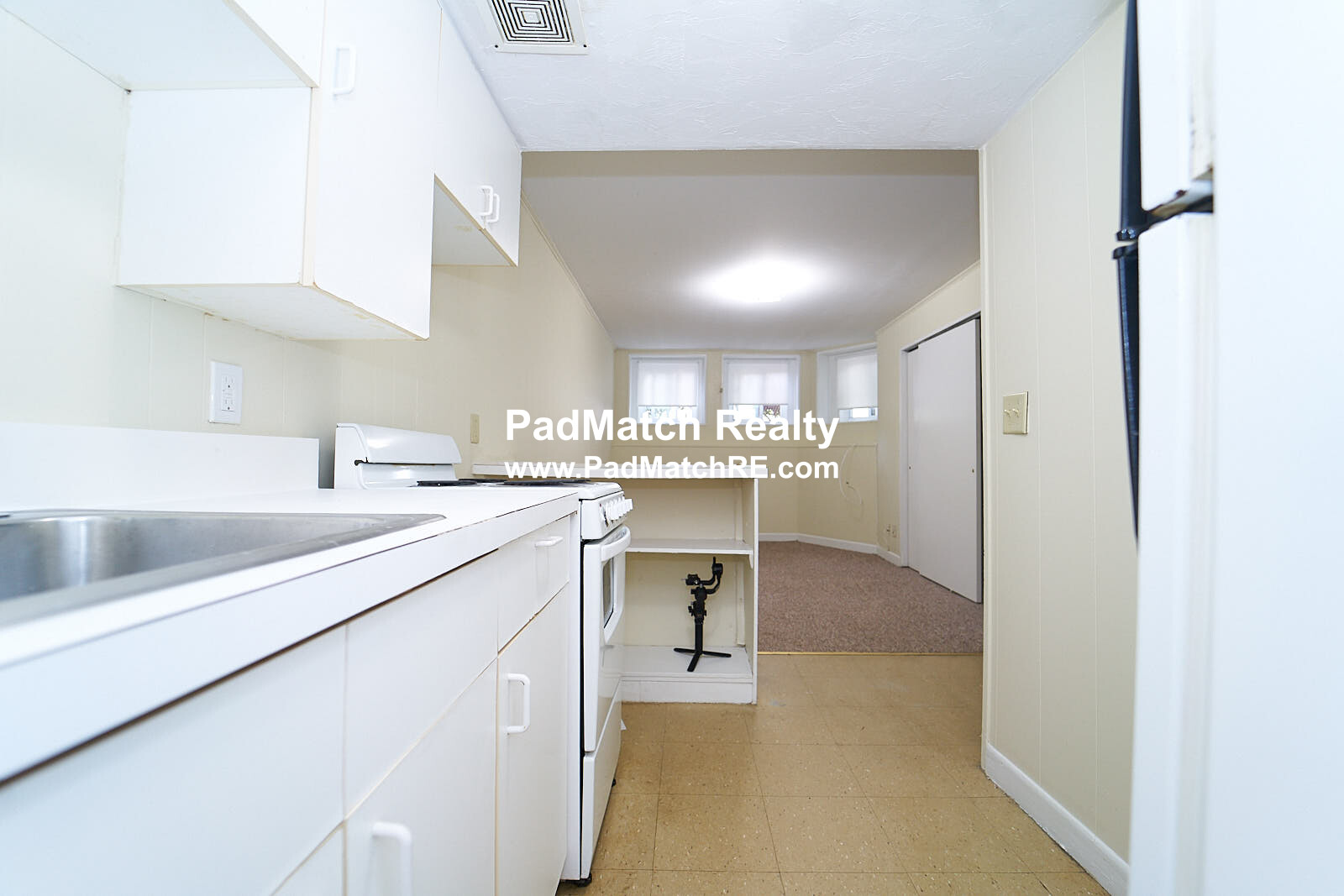 Photo 5 of 1126 Commonwealth Ave. Unit A