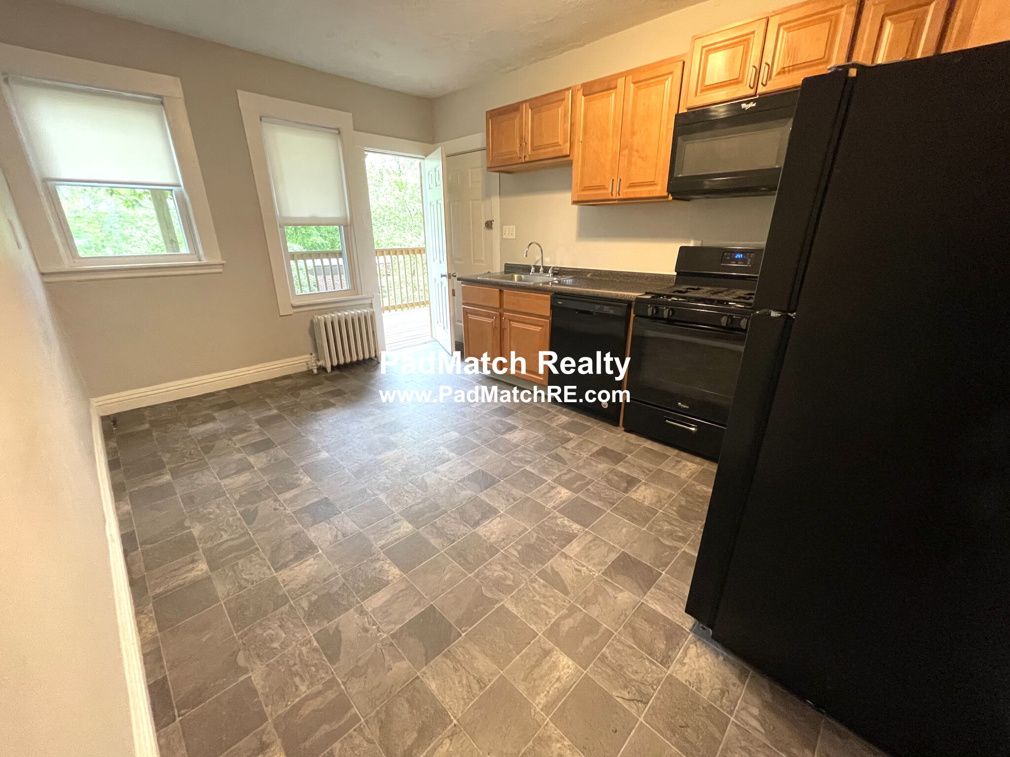 29 Lourdes Ave, Jamaica Plain