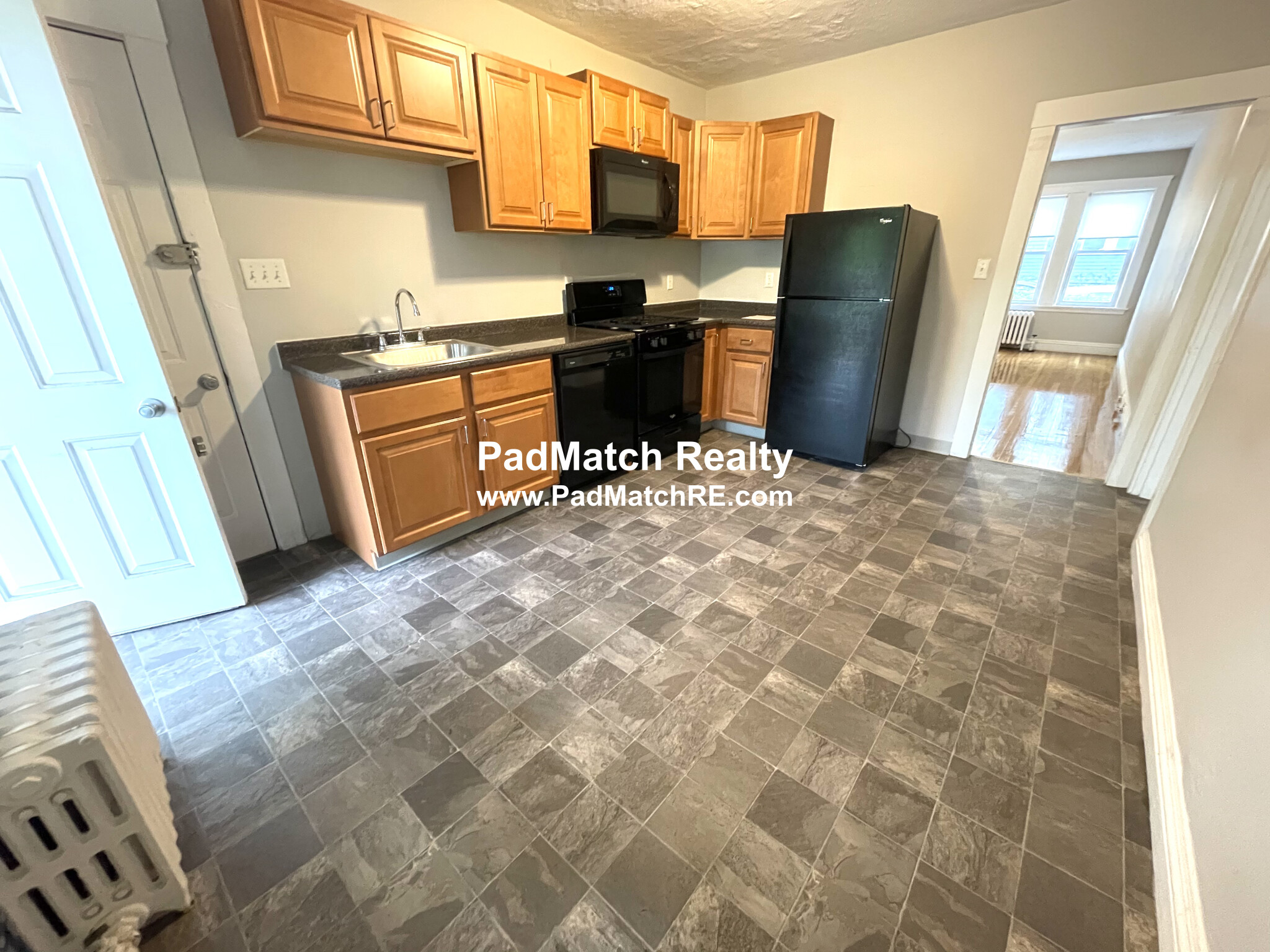 29 Lourdes Ave, Jamaica Plain