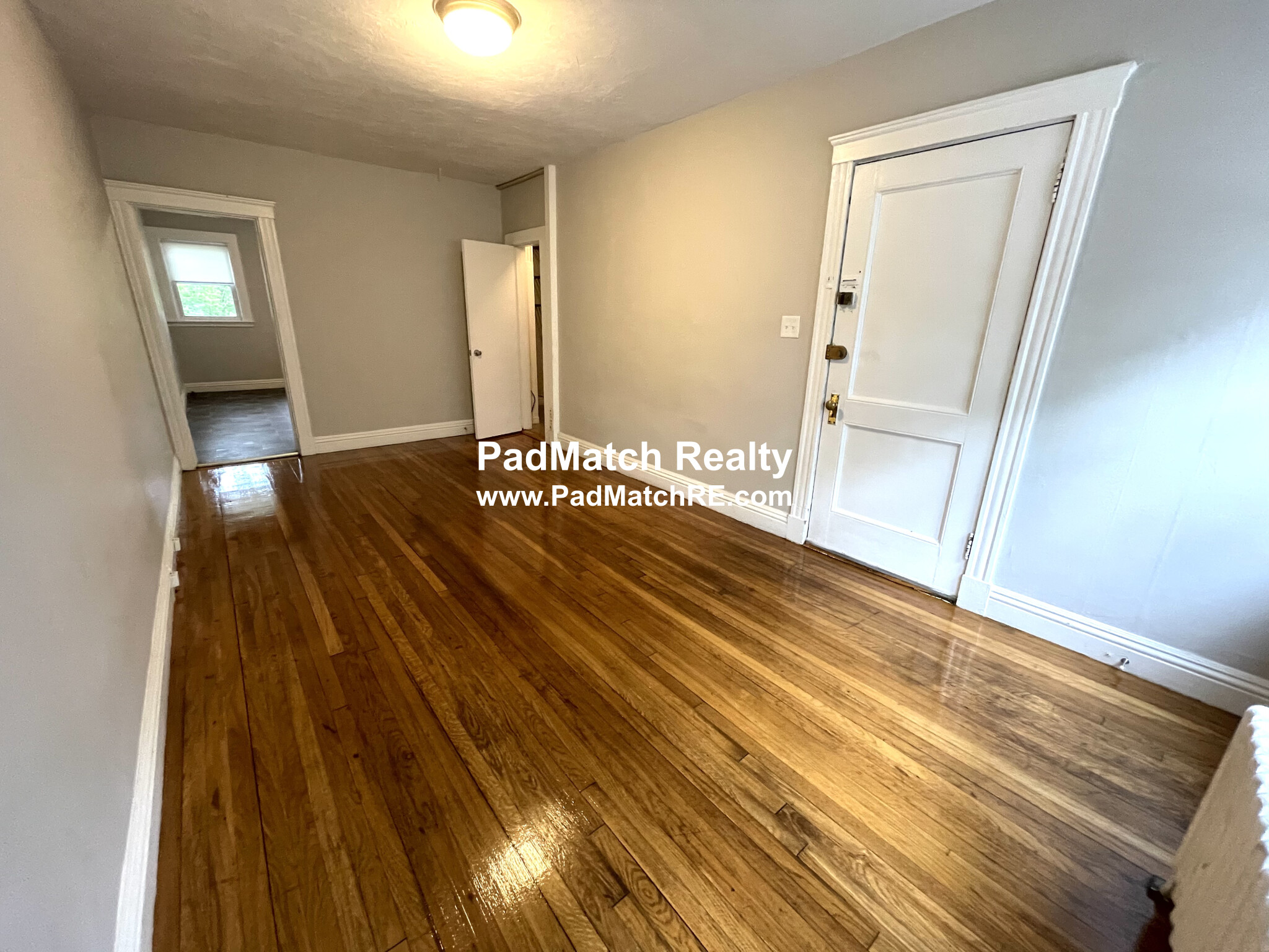 29 Lourdes Ave, Jamaica Plain