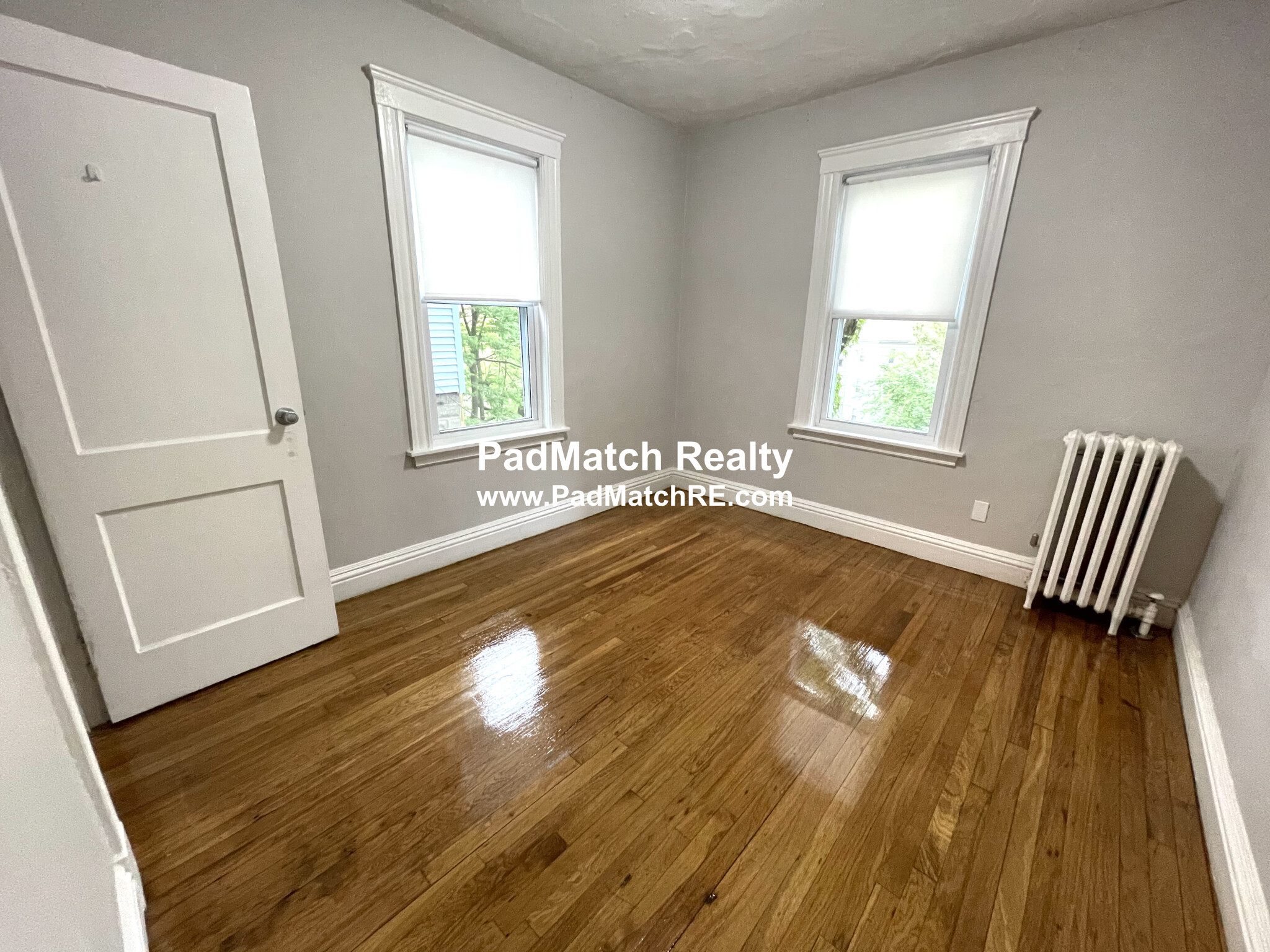 29 Lourdes Ave, Jamaica Plain