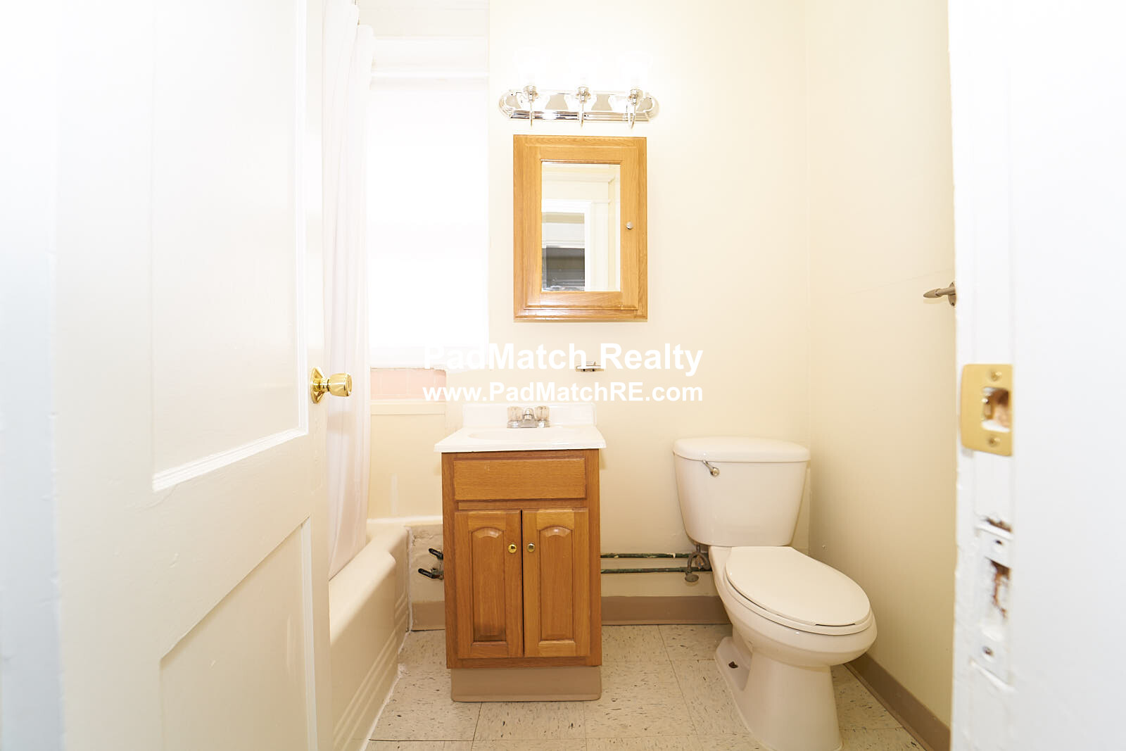 68 Woodstock Ave, Brighton