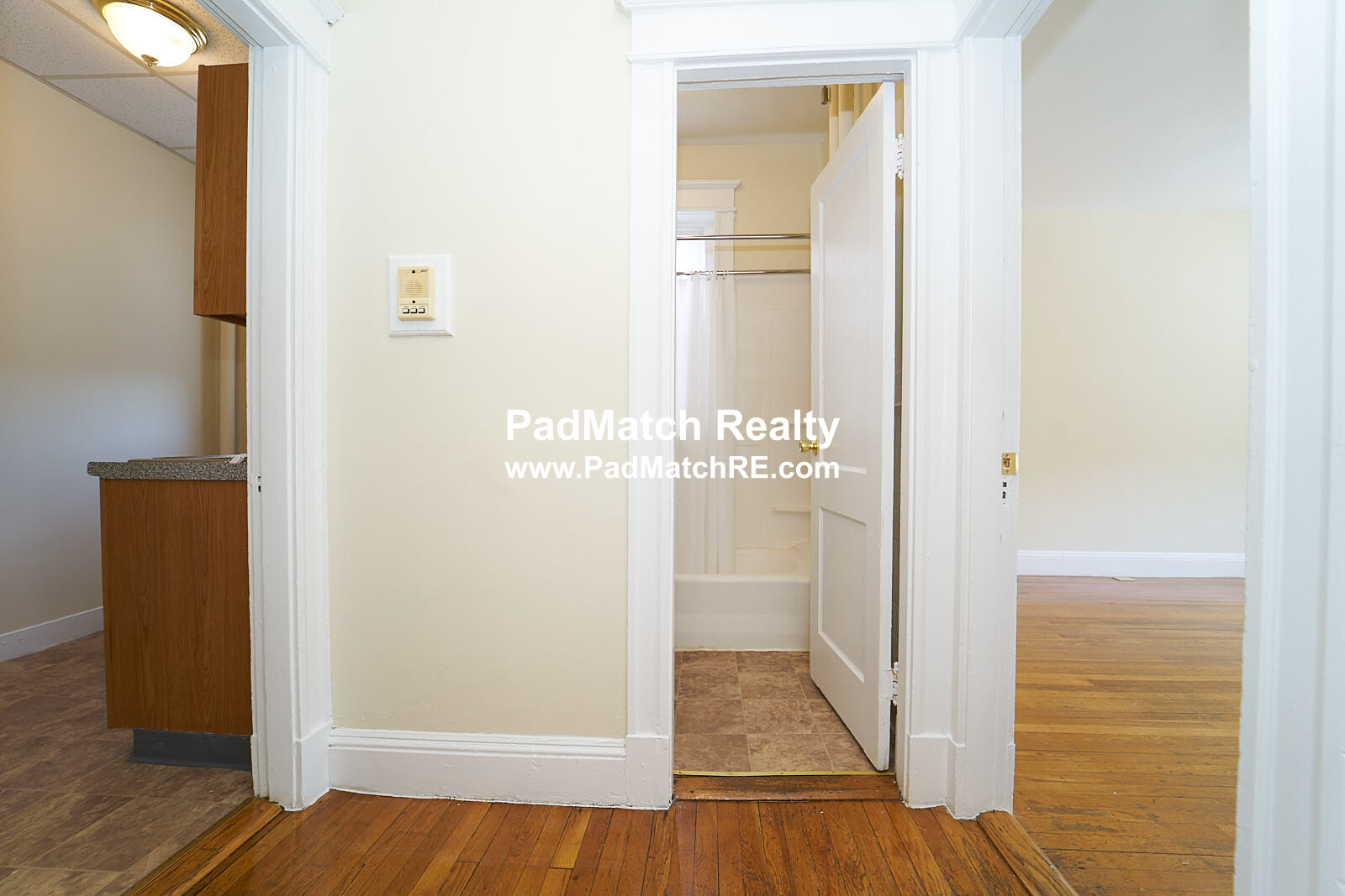 1 bed, 1 bath apartment for rent at 68 Woodstock Ave Unit 15, Brighton — photo 6 of 12