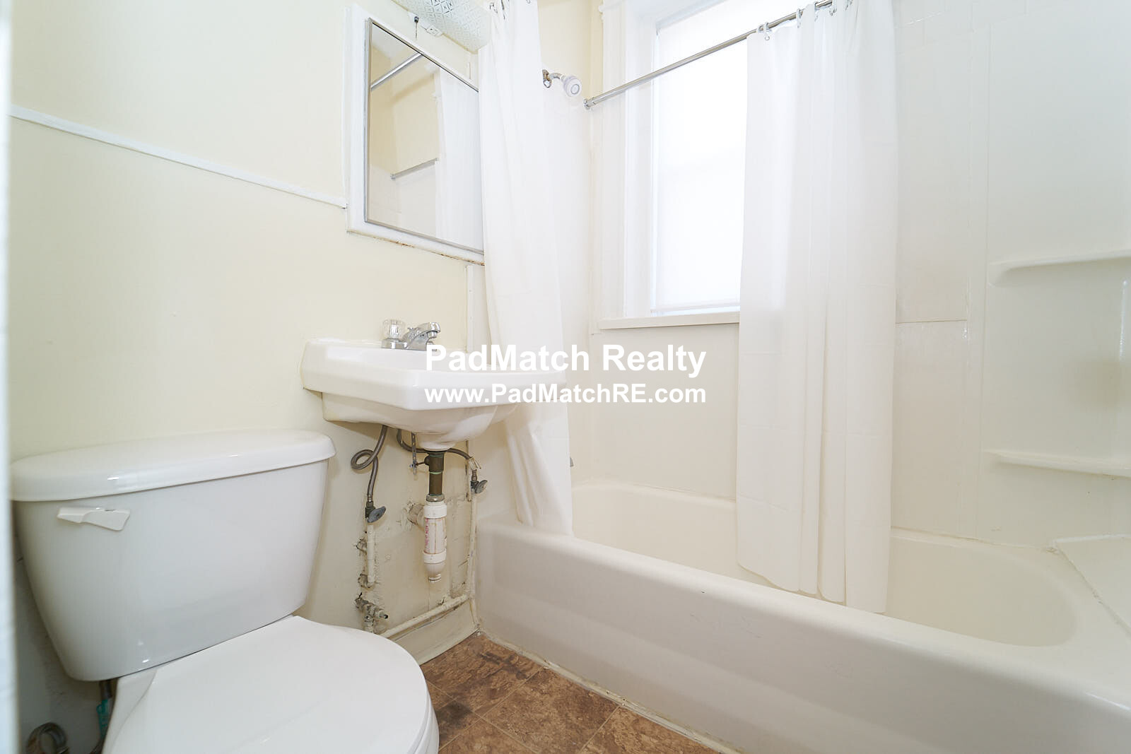 1 bed, 1 bath apartment for rent at 68 Woodstock Ave Unit 15, Brighton — photo 10 of 12