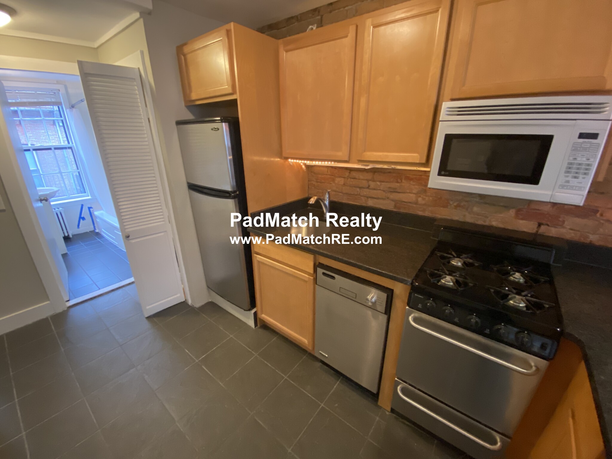 33 Gray St, South End