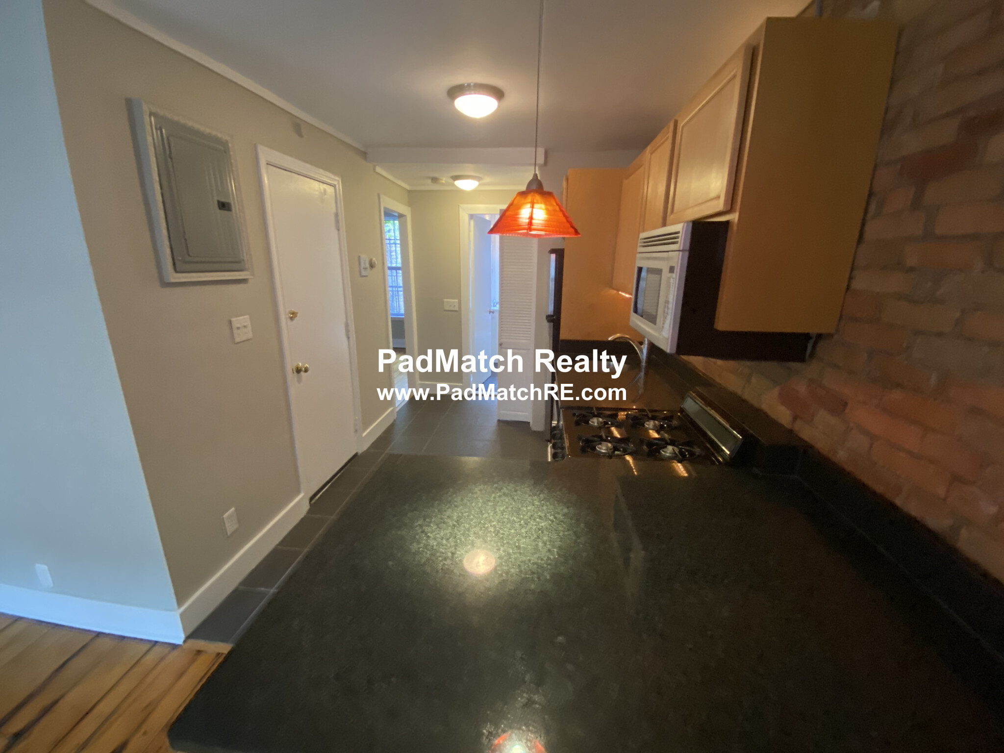 33 Gray St, South End