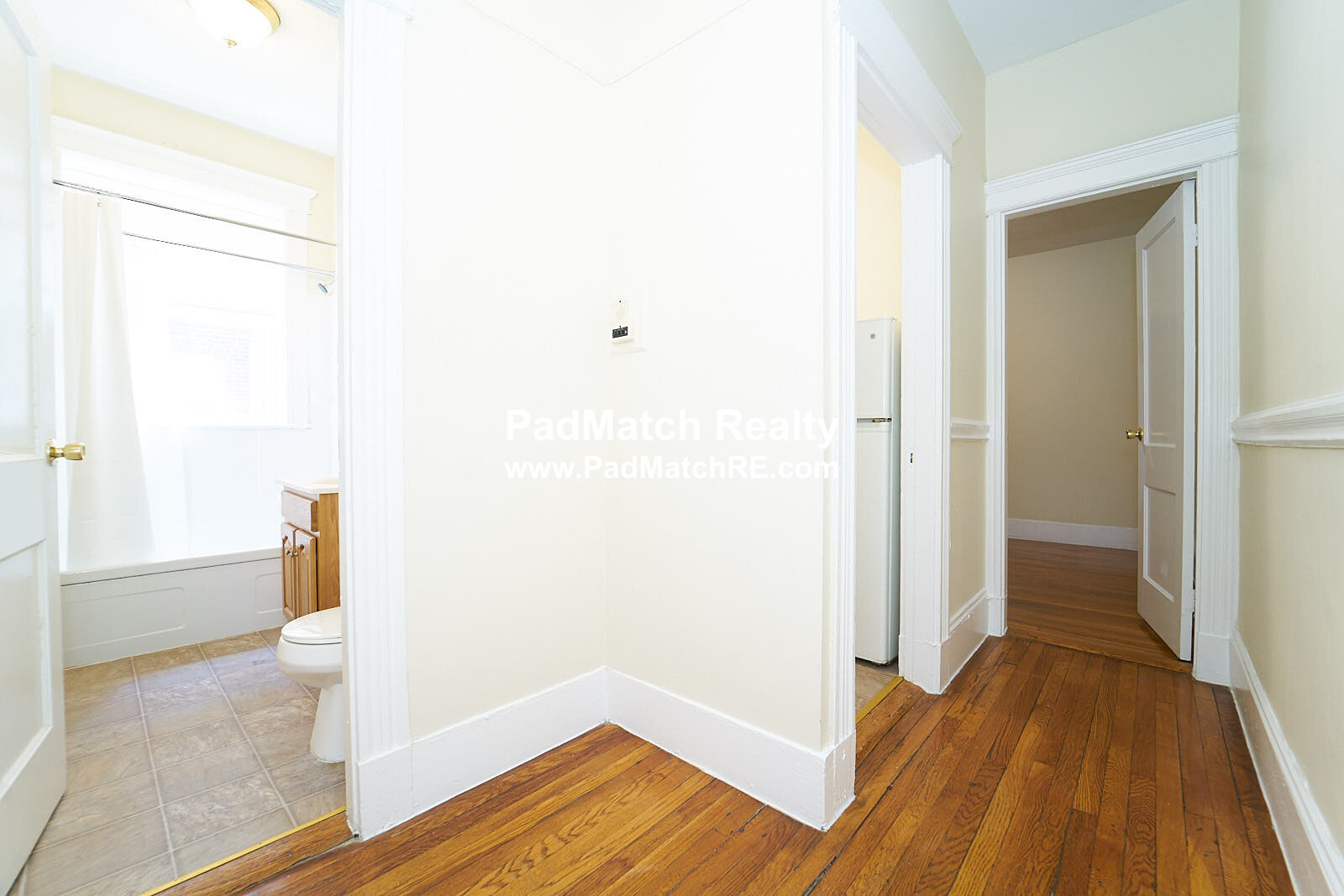 11 Royce Rd, Allston