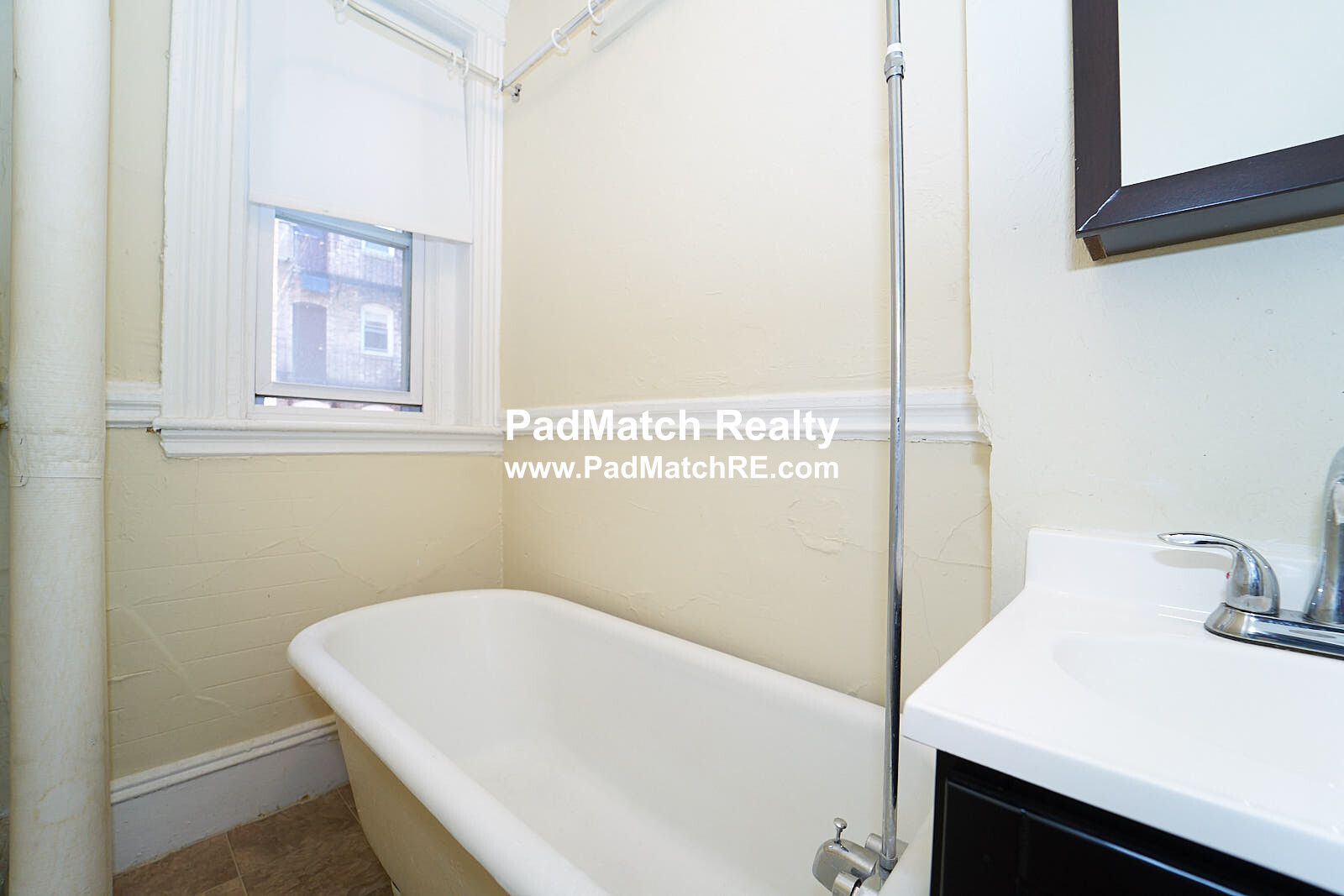 11 Royce Rd, Allston