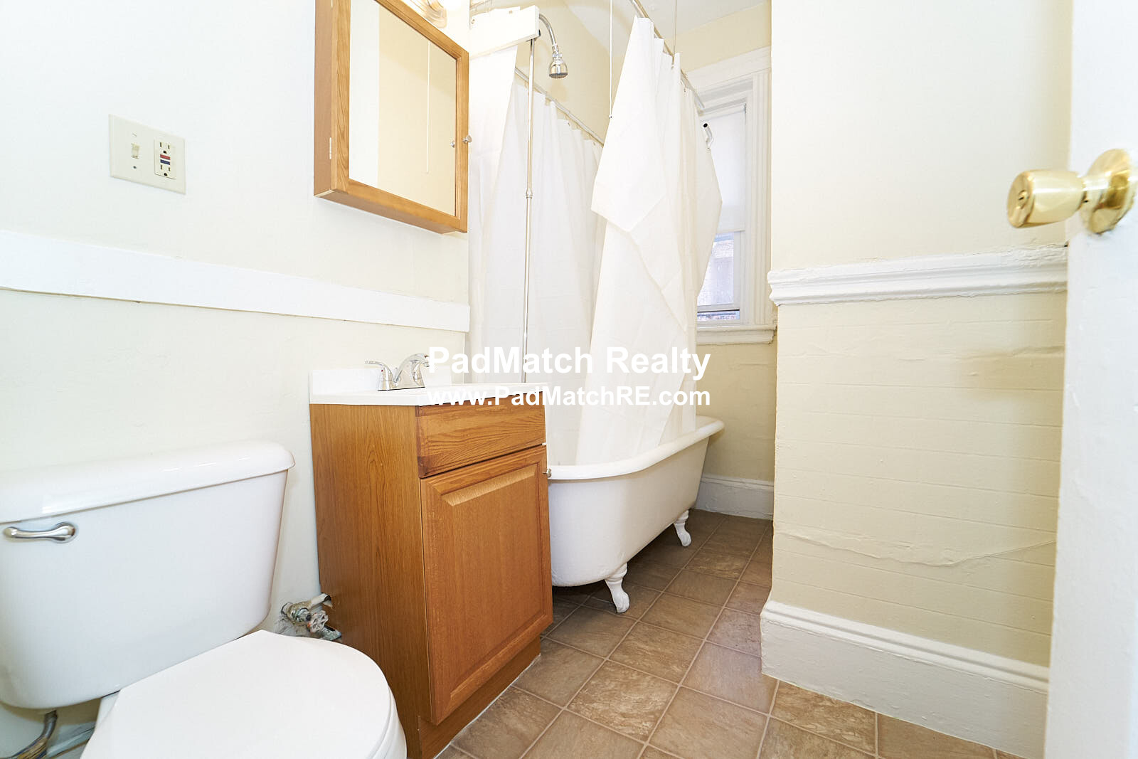 11 Royce Rd, Allston