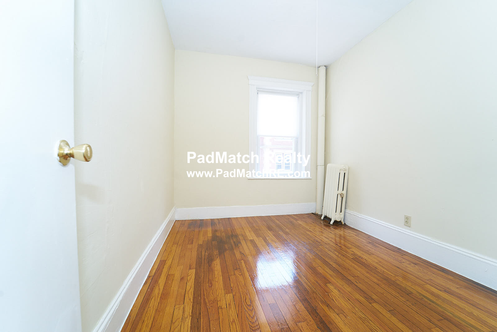 11 Royce Rd, Allston