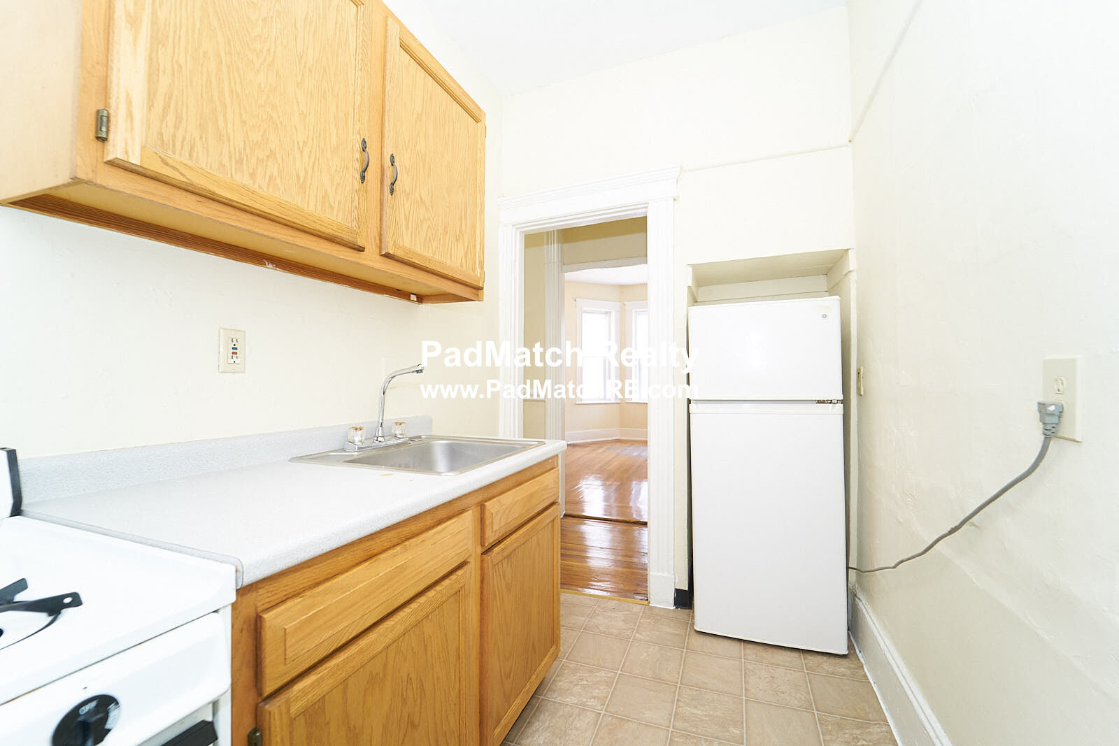 11 Royce Rd, Allston