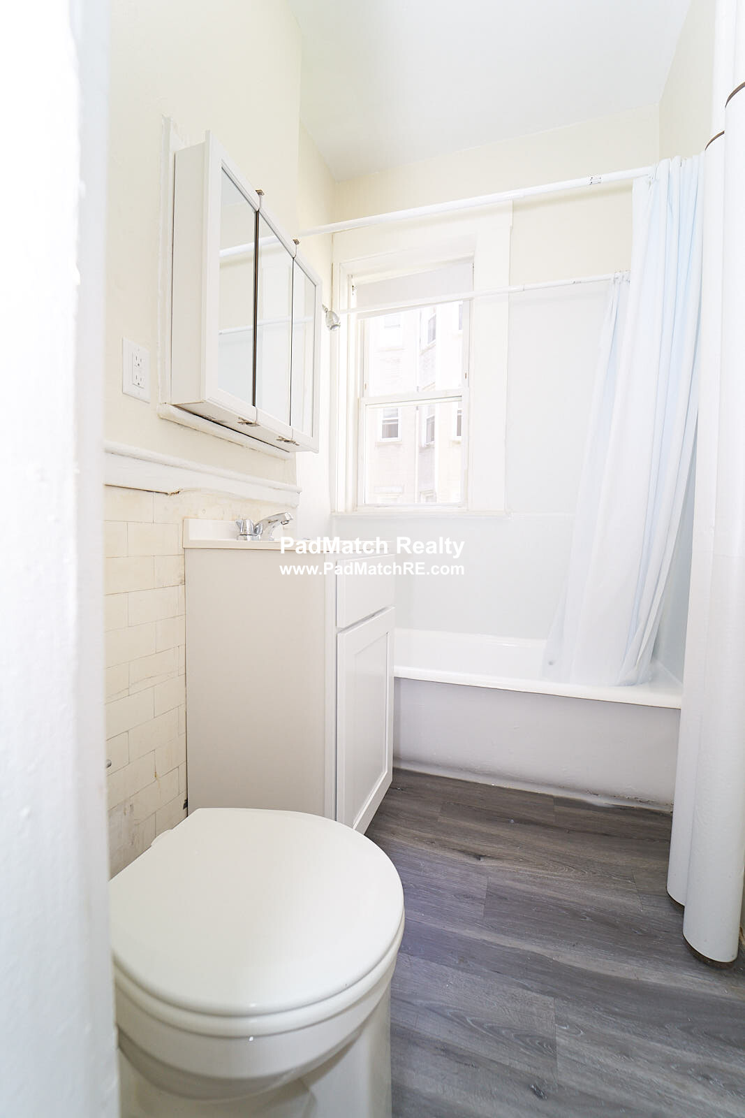 1185 Boylston St, Fenway