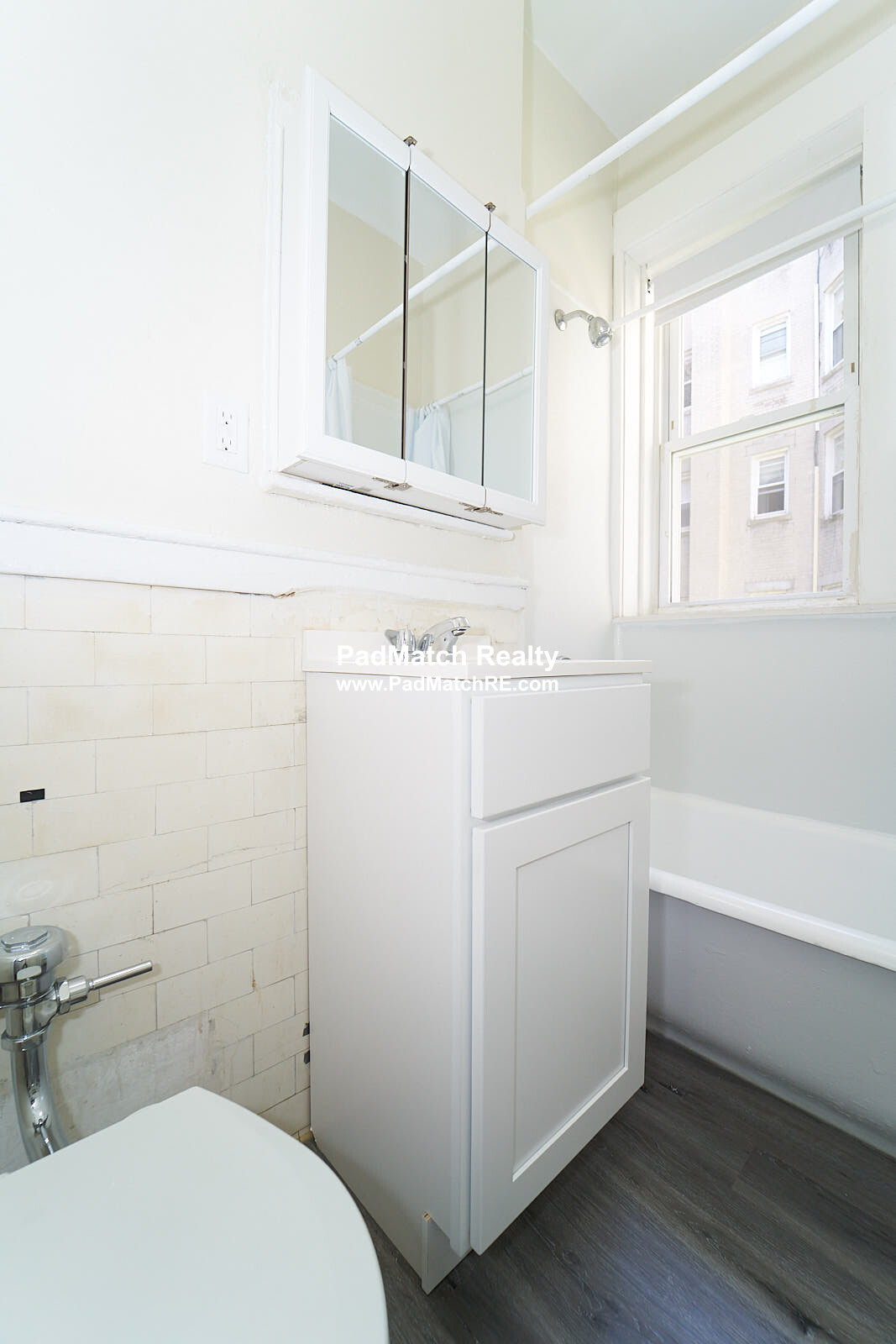 1185 Boylston St, Fenway