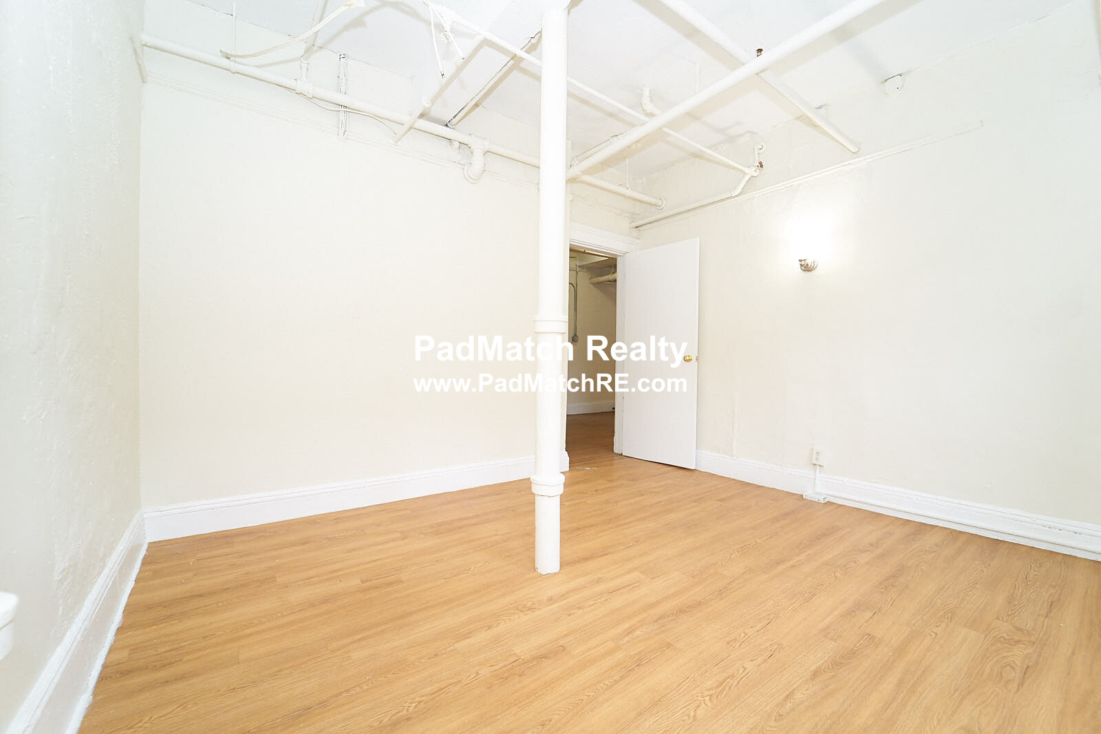 1185 Boylston St, Fenway