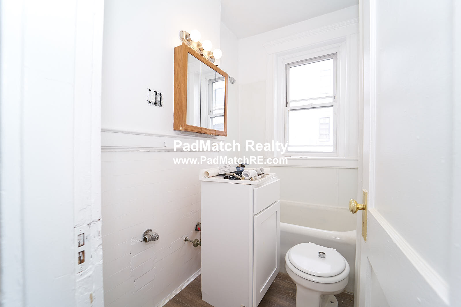 1163 Boylston St, Fenway