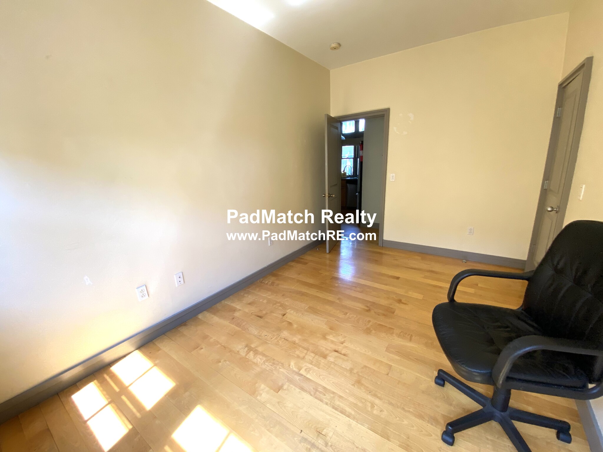 3 bed, 2 bath apartment for rent at 5 Ellis St Unit 2, Roxbury — photo 13 of 23