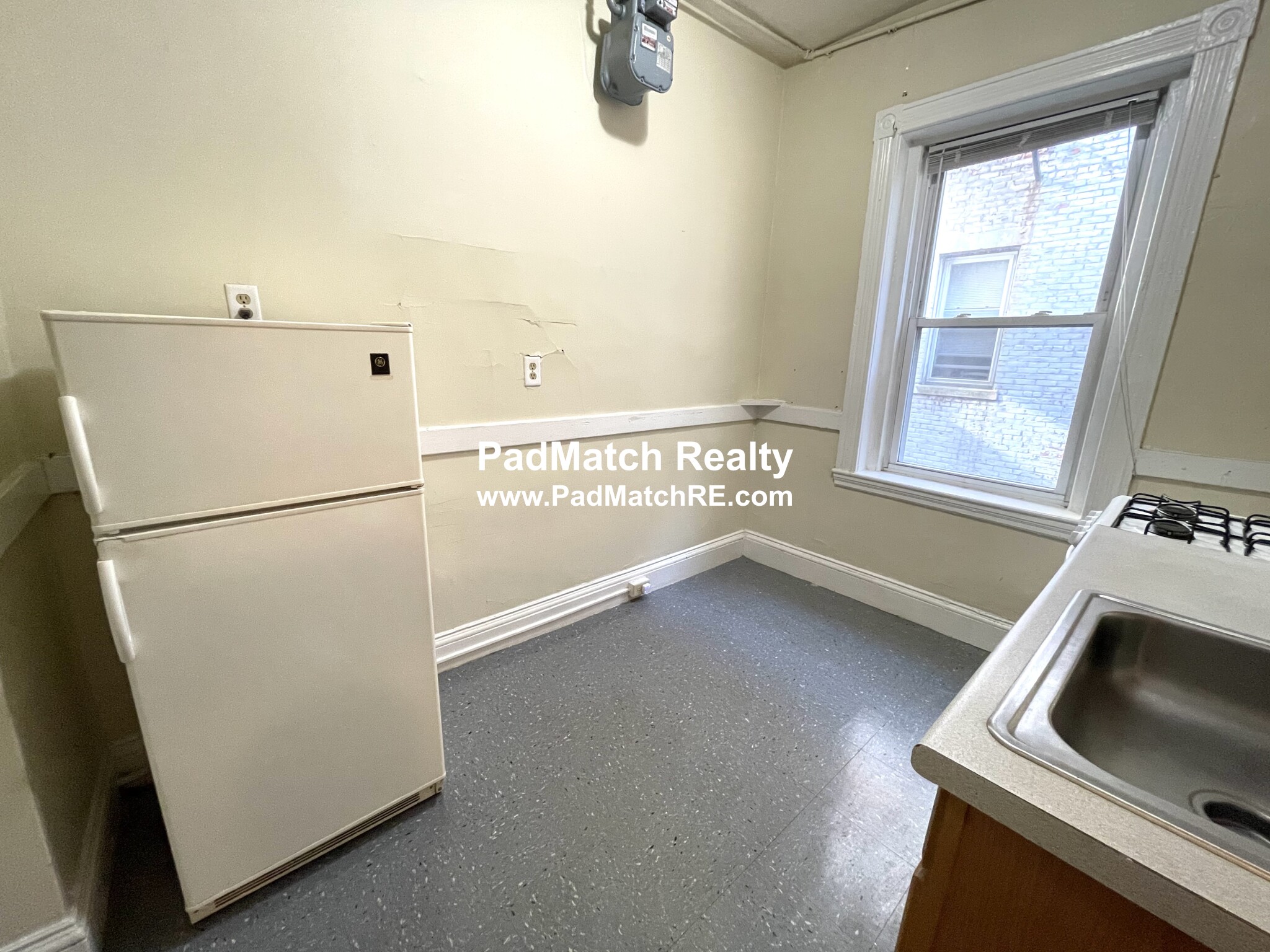 Photo 5 of 83 Gordon St. Unit 2