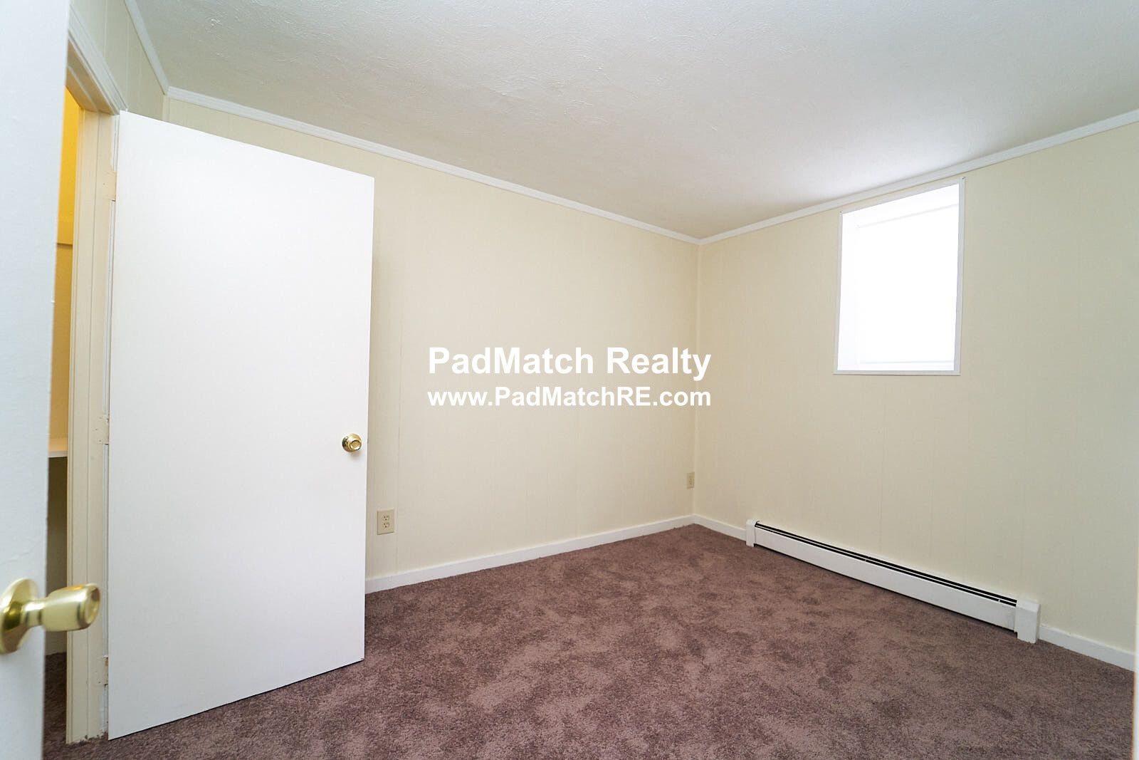2 bed, 1 bath apartment for rent at 16 Hyde Park Ave Unit 1, Jamaica Plain — photo 4 of 8
