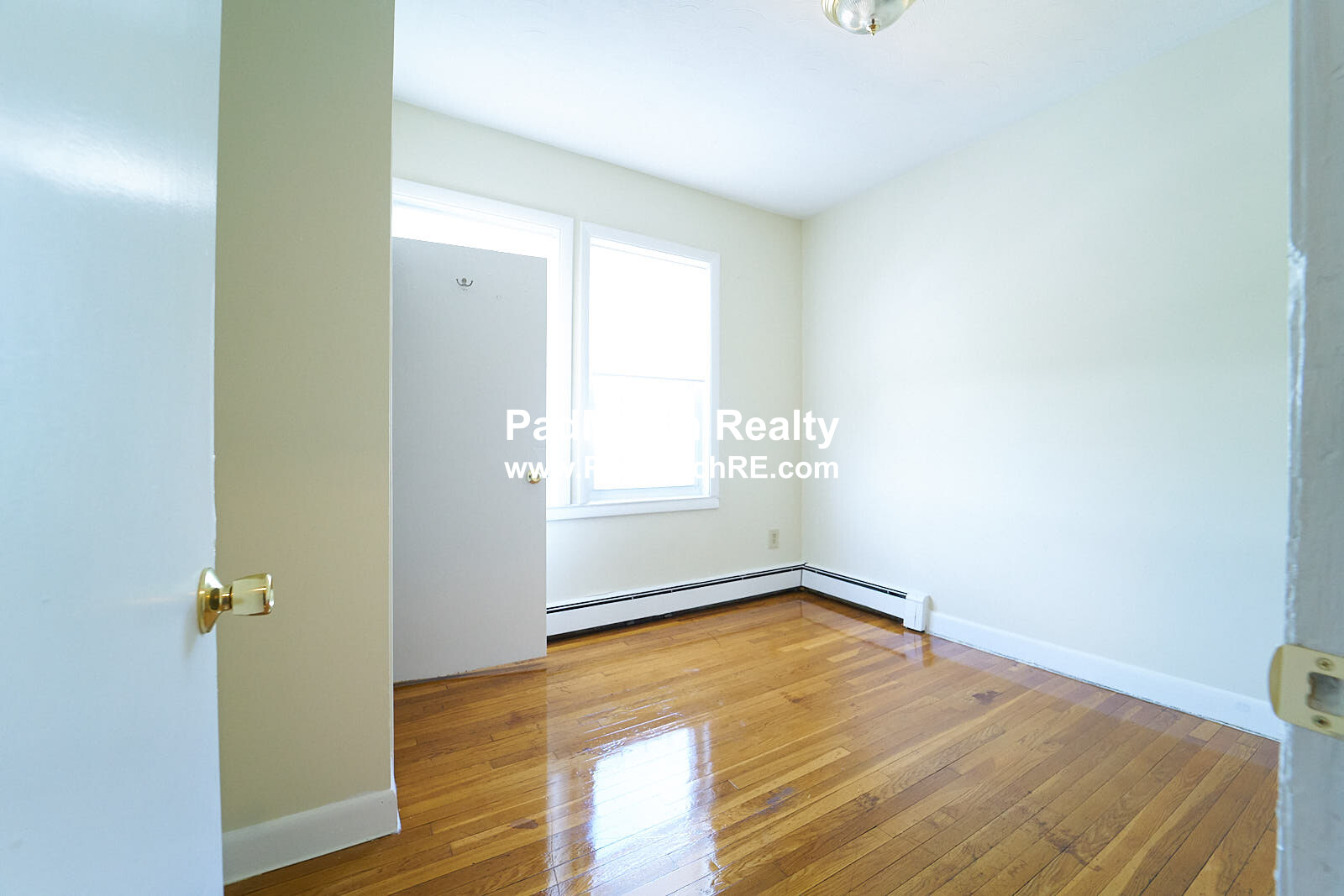 10 Hyde Park Ave, Jamaica Plain