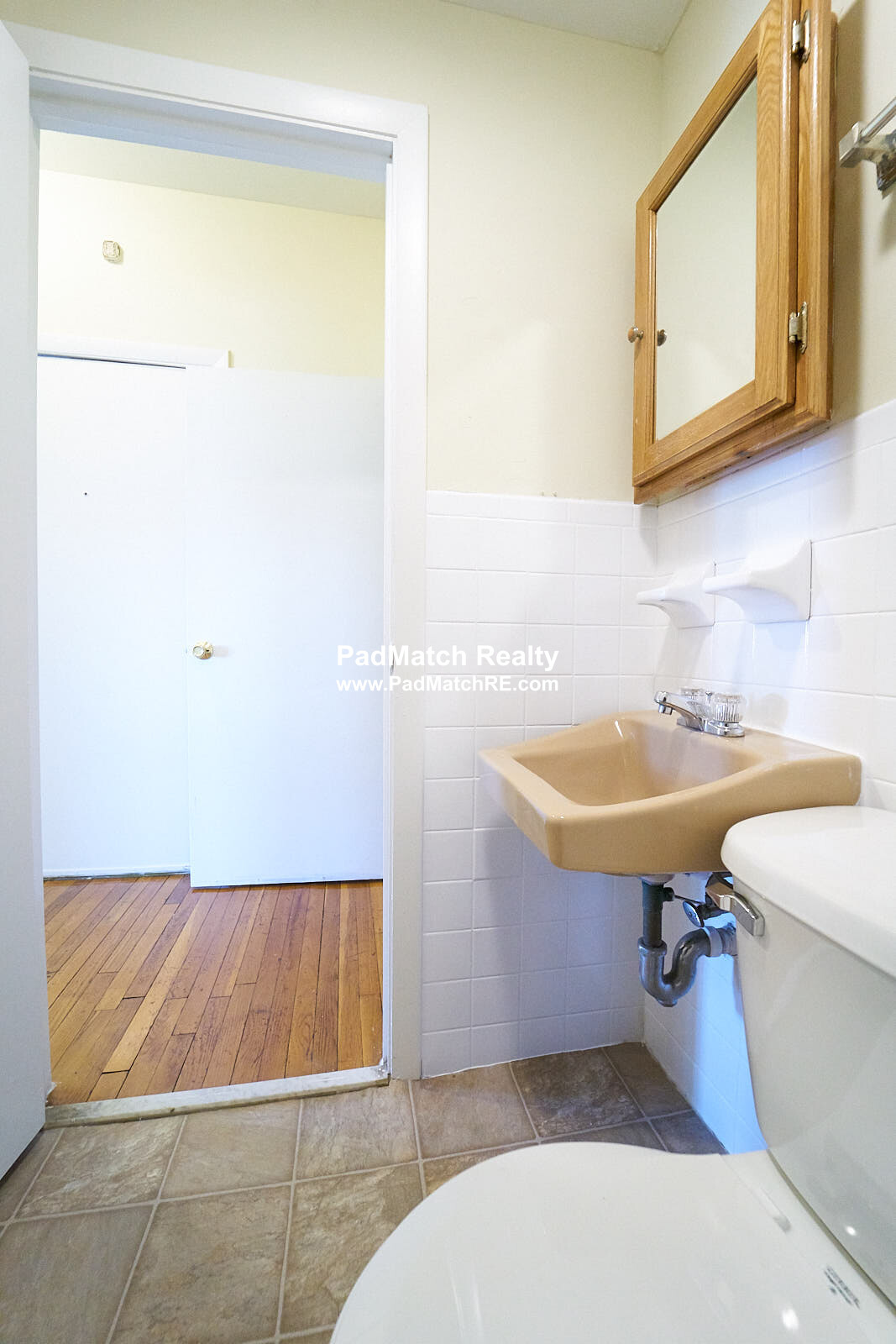 10 Hyde Park Ave, Jamaica Plain