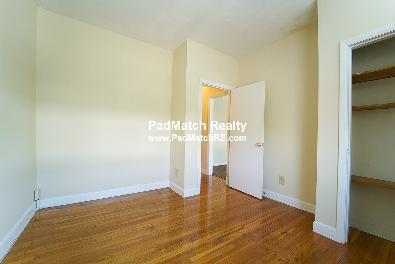 10 Hyde Park Ave, Jamaica Plain