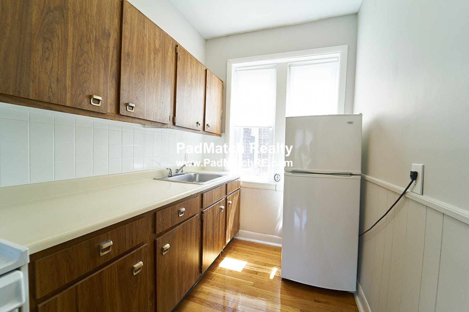 1 bed, 1 bath apartment for rent at 10 Hyde Park Ave Unit 1, Jamaica Plain — photo 8 of 9