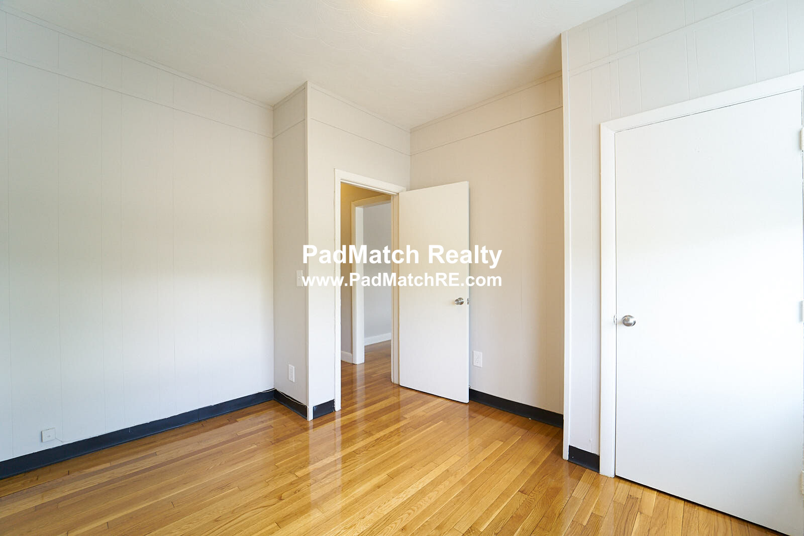 1 bed, 1 bath apartment for rent at 10 Hyde Park Ave Unit 1, Jamaica Plain — photo 4 of 9