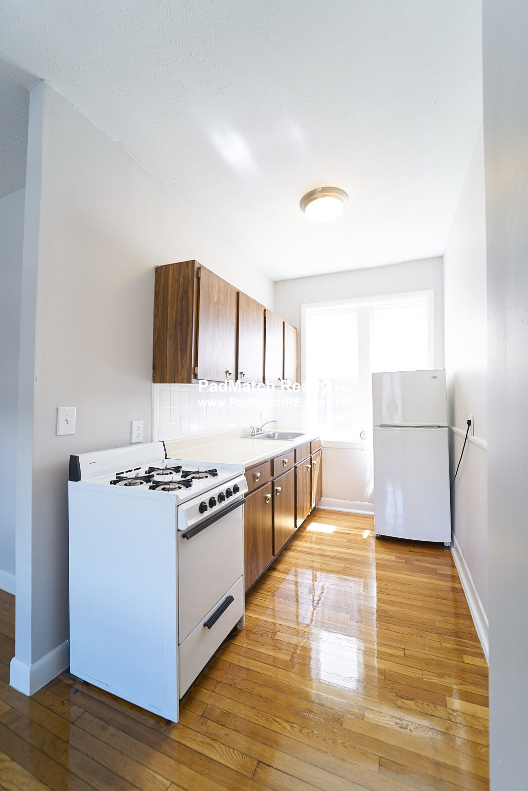 1 bed, 1 bath apartment for rent at 10 Hyde Park Ave Unit 1, Jamaica Plain — photo 7 of 9