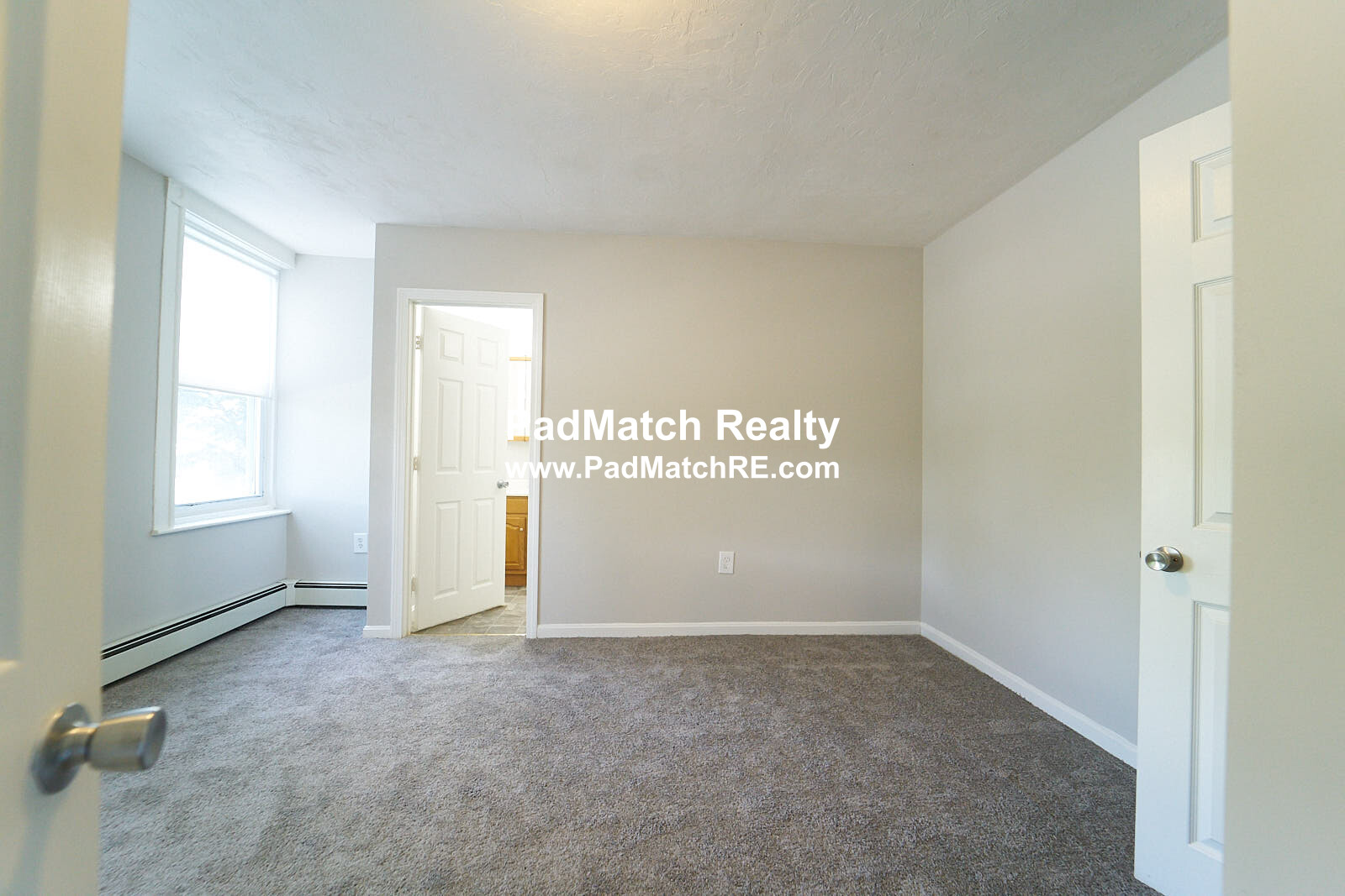 8 Hyde Park Ave, Jamaica Plain