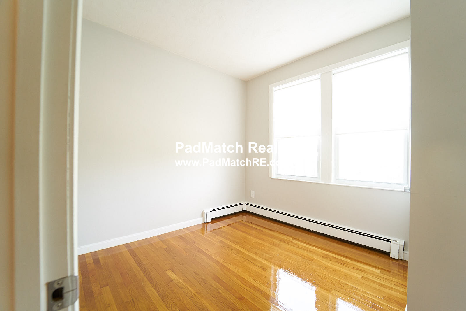 8 Hyde Park Ave, Jamaica Plain