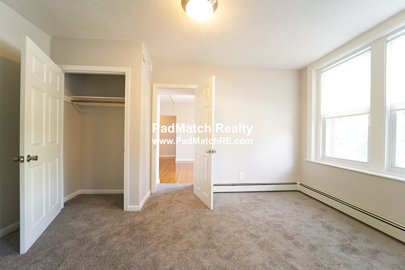 8 Hyde Park Ave, Jamaica Plain