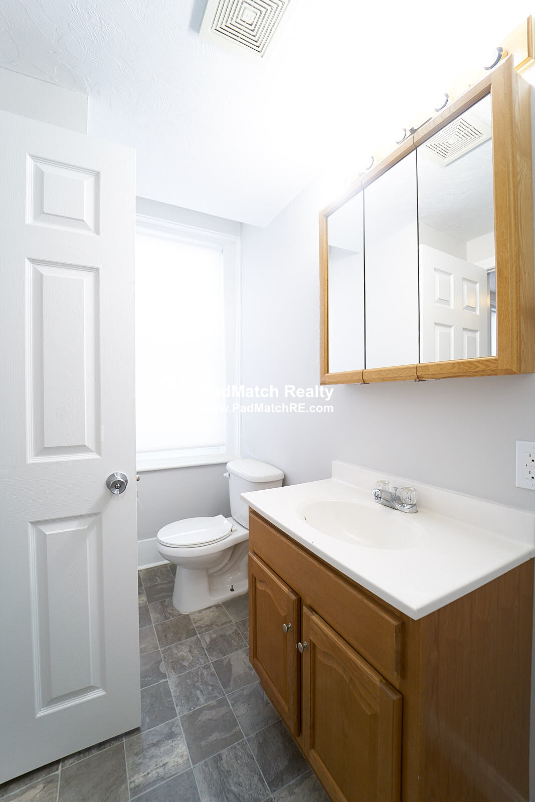 8 Hyde Park Ave, Jamaica Plain