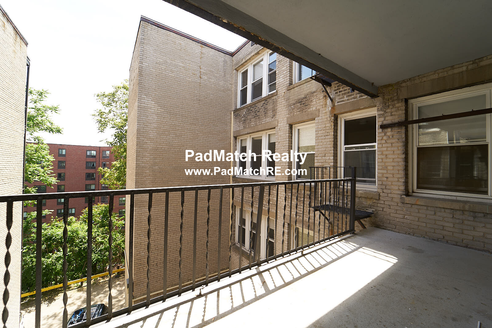 1634 Commonwealth Ave, Brighton