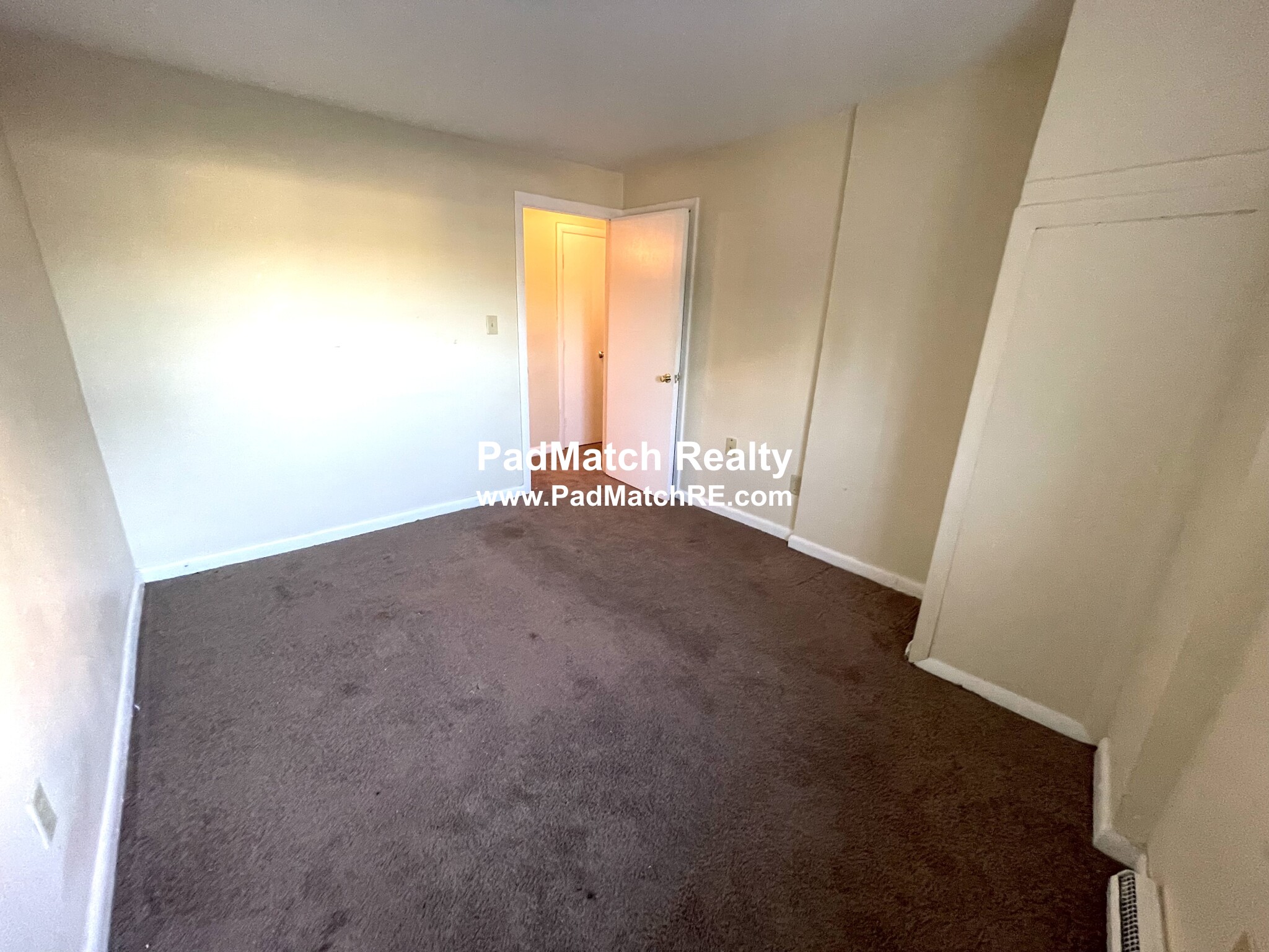 231 Harrison Ave, Chinatown