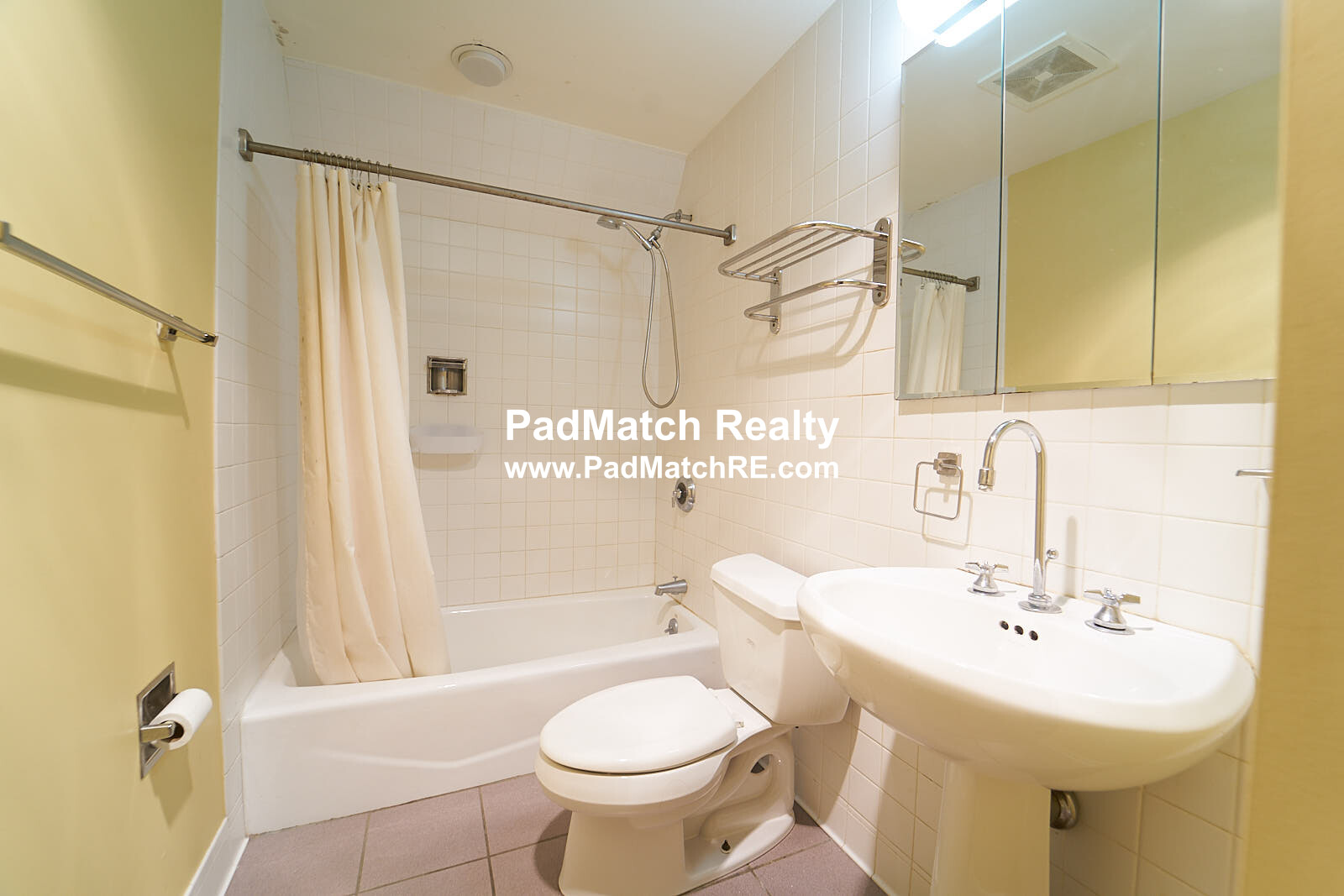 2 bed, 1 bath apartment for rent at 24 Garden St Unit 3, Cambridge — photo 10 of 15