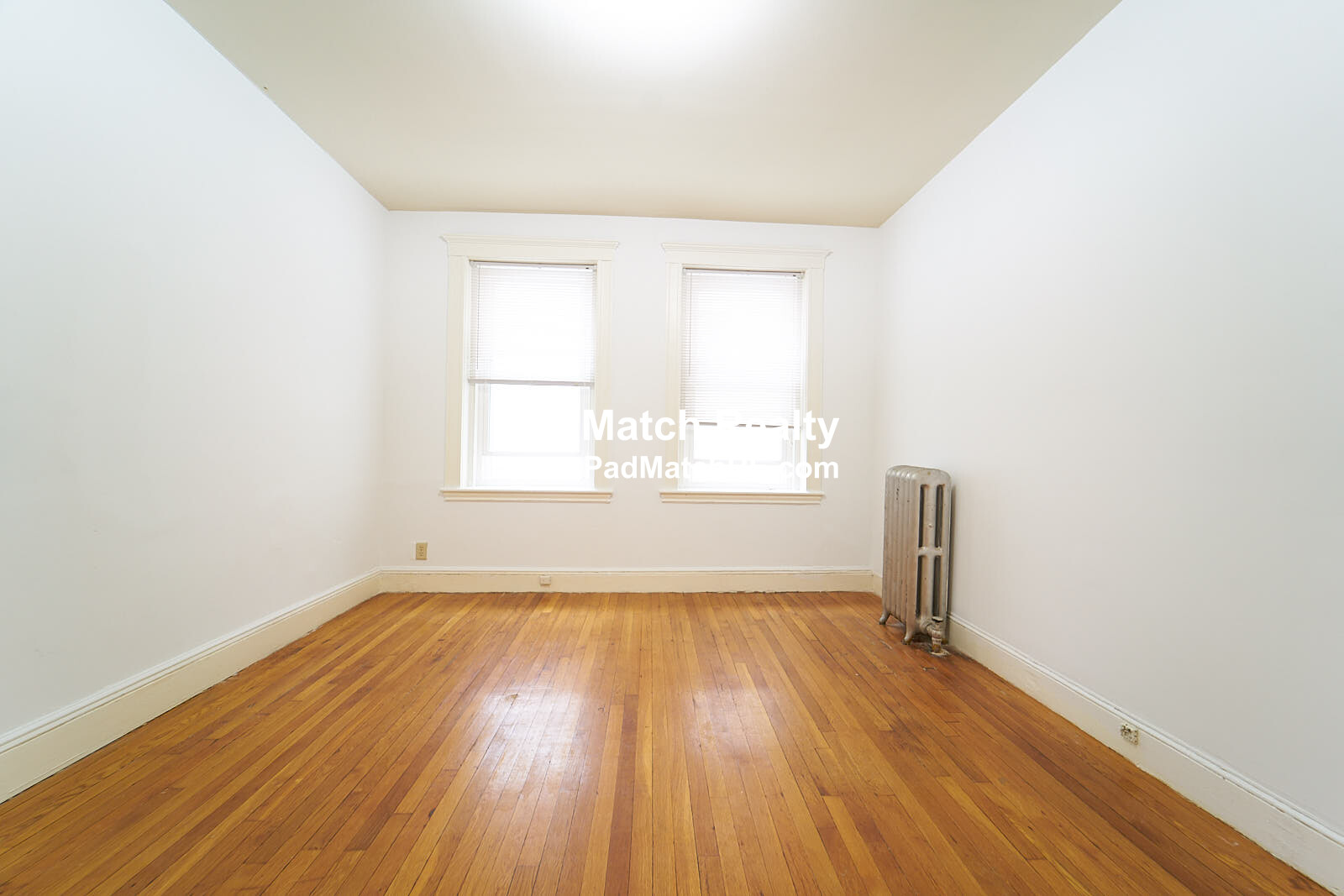 143 Park Dr, Allston