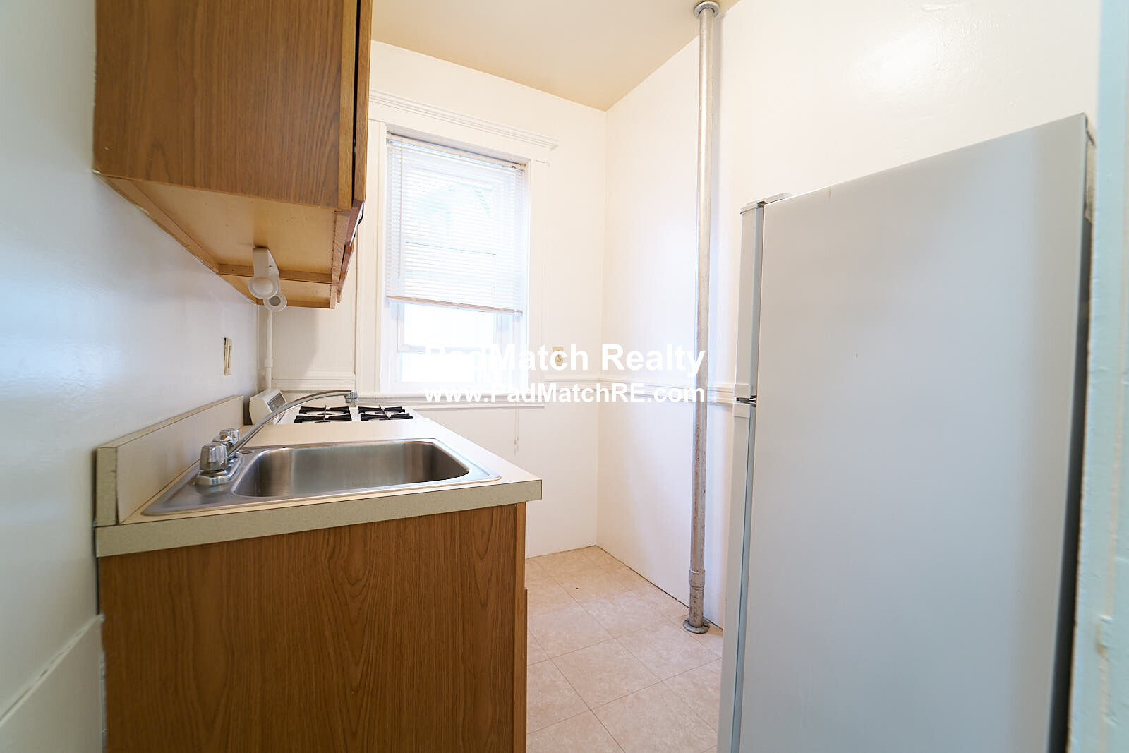 143 Park Dr, Allston