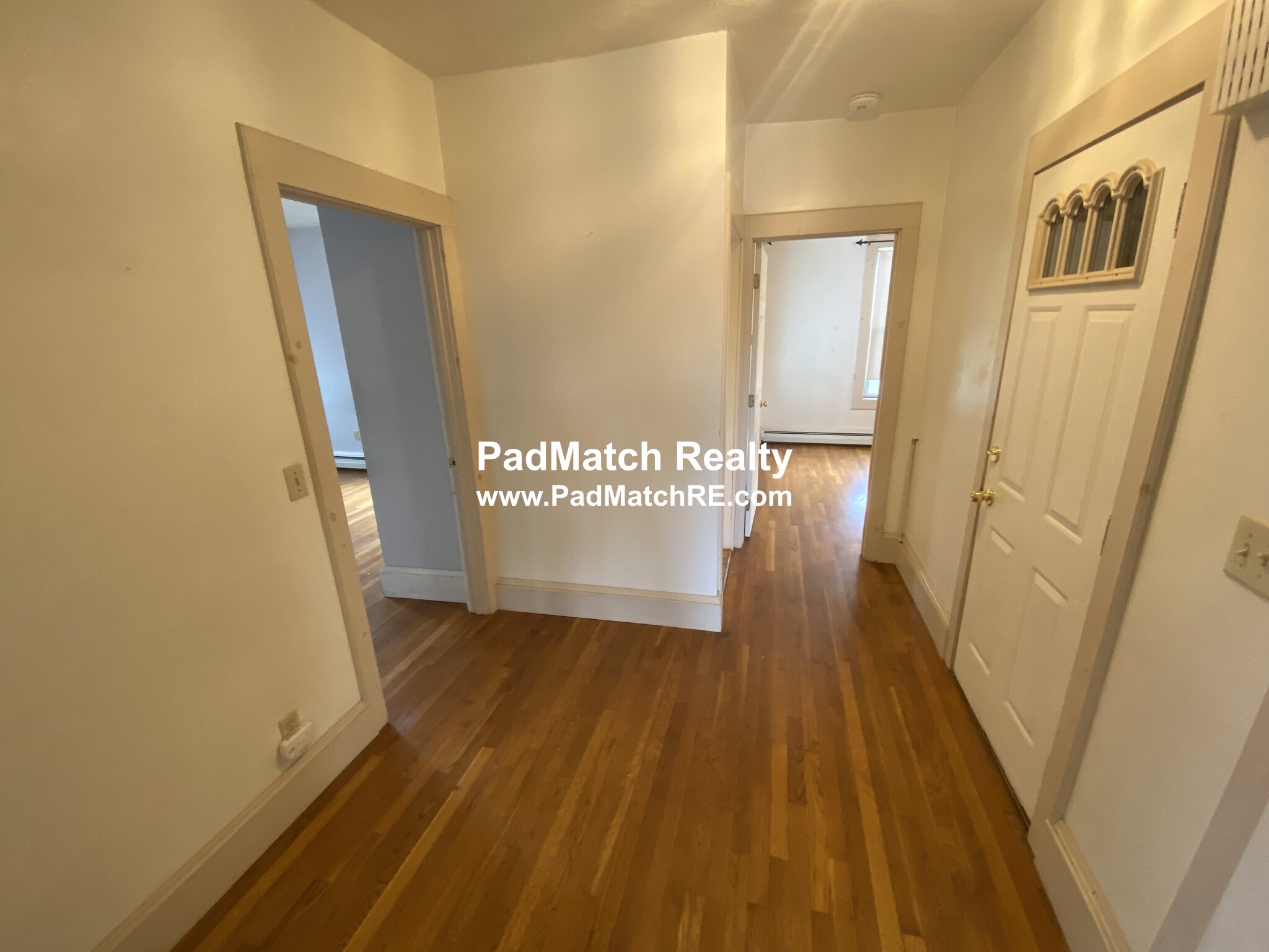 3 bed, 1 bath apartment for rent at 77 Summit St Unit 2, Hyde Park — photo 4 of 34