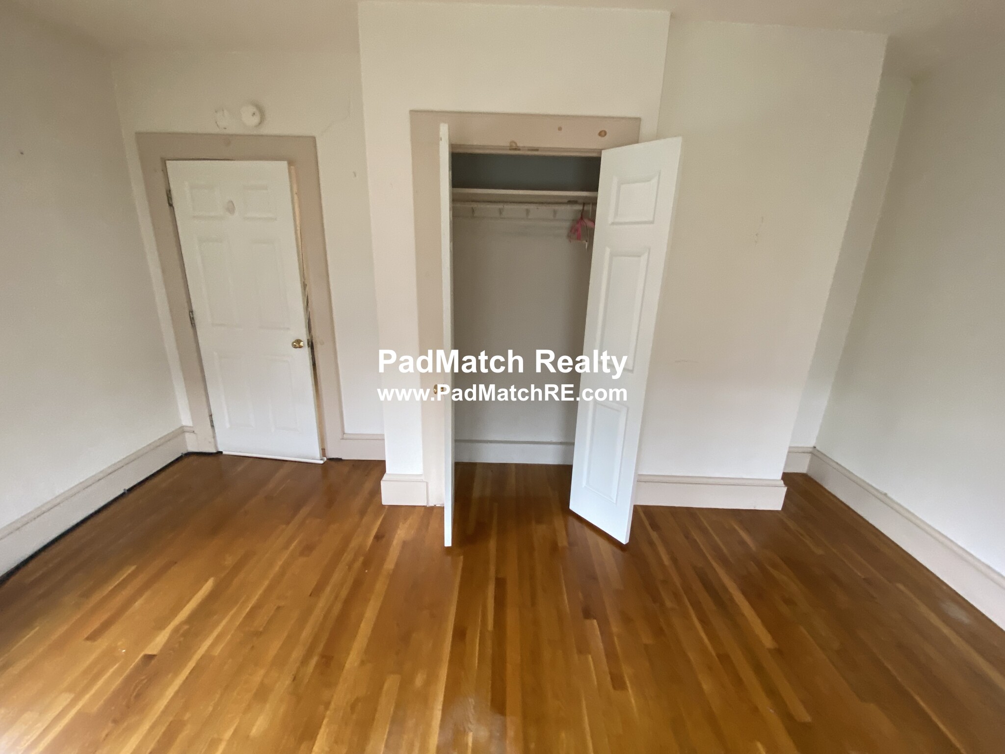 3 bed, 1 bath apartment for rent at 77 Summit St Unit 2, Hyde Park — photo 11 of 34