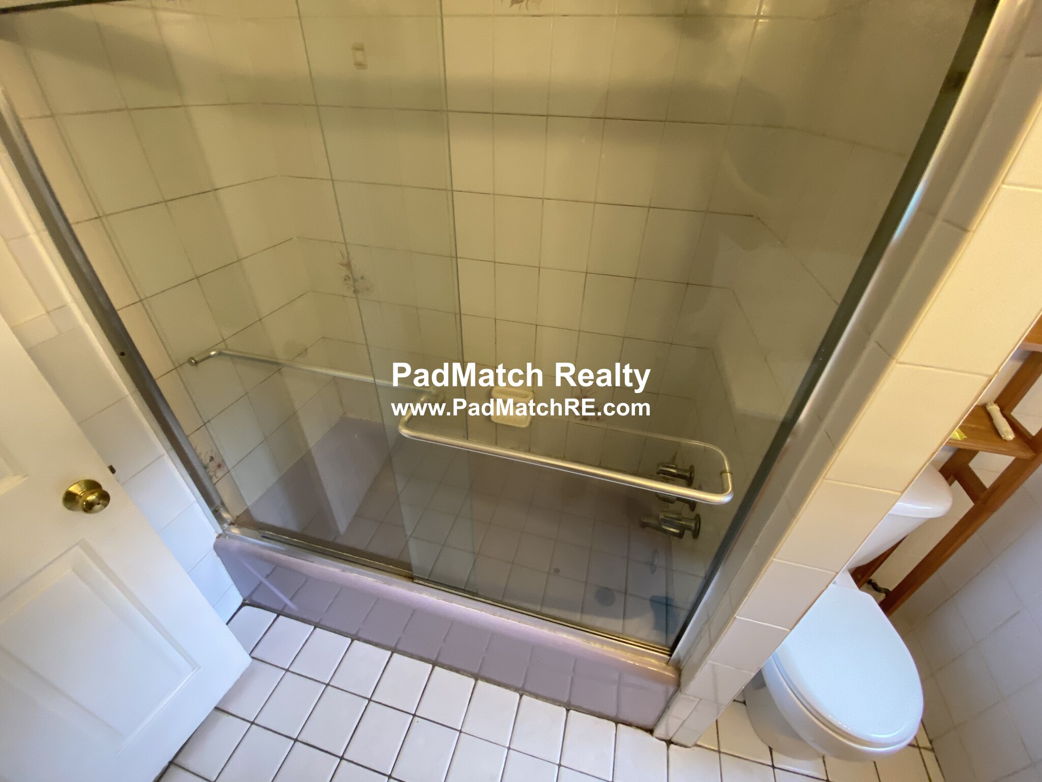 3 bed, 1 bath apartment for rent at 77 Summit St Unit 2, Hyde Park — photo 15 of 34
