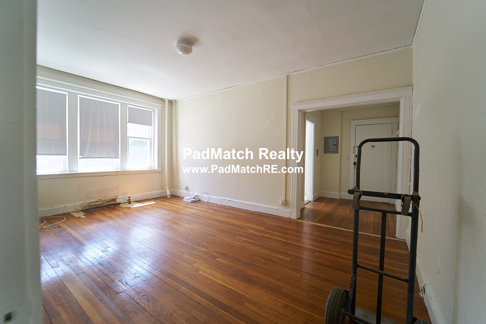 1810 Commonwealth Ave, Brighton