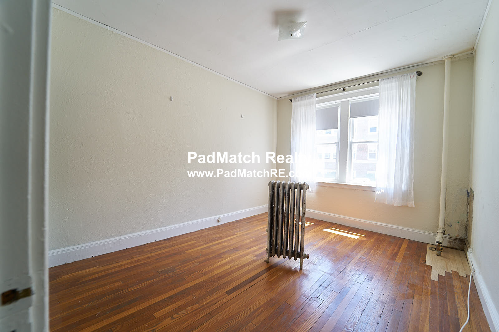 1810 Commonwealth Ave, Brighton