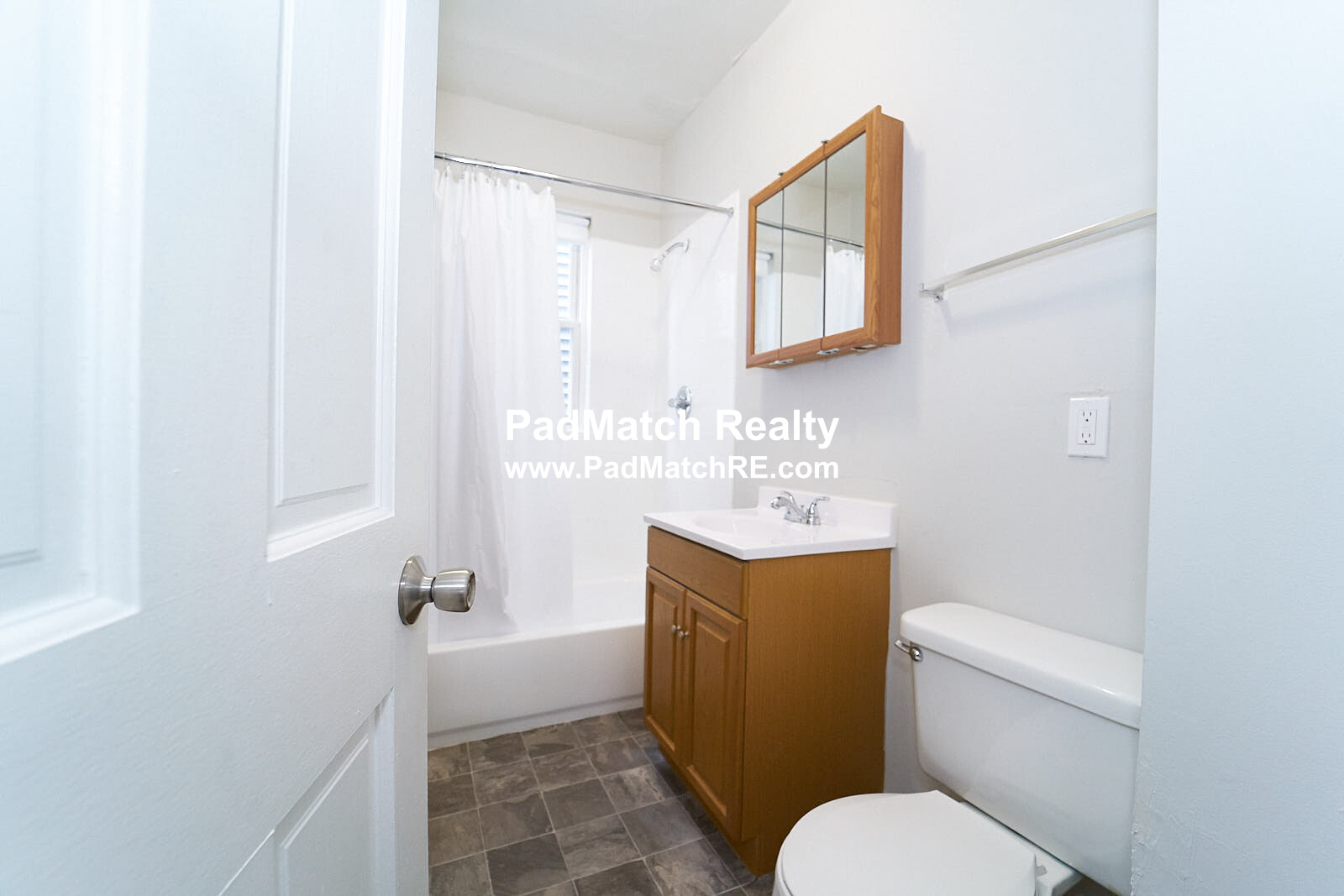 4 bed, 2 bath apartment for rent at 151 East Cottage St Unit 1, Dorchester — photo 7 of 18
